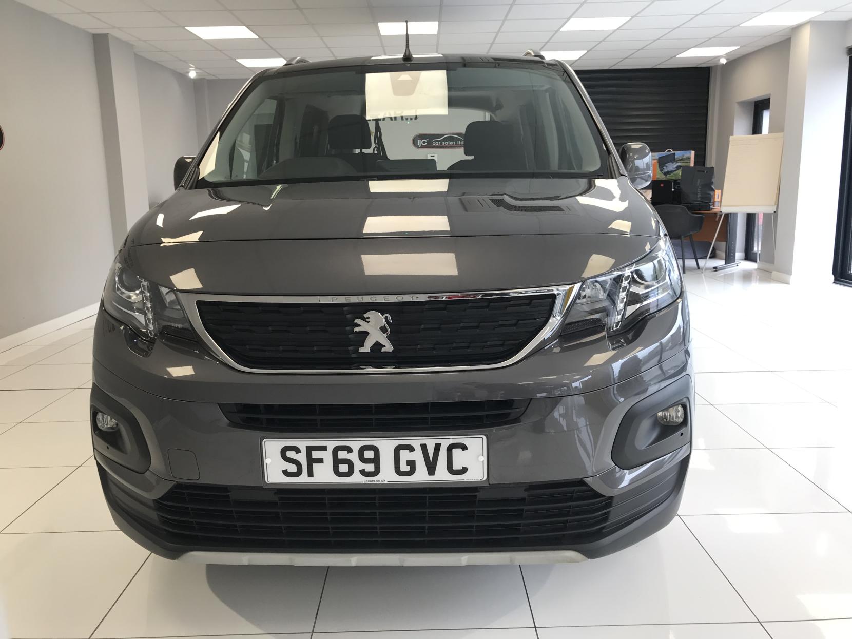 Peugeot Rifter * NEW PRICE! Save £5,000!! * - Wheelchair adapted Vehicle - 1.5 BlueHDi Allure Standard MPV 5dr Diesel Manual Euro 6 (100 ps)