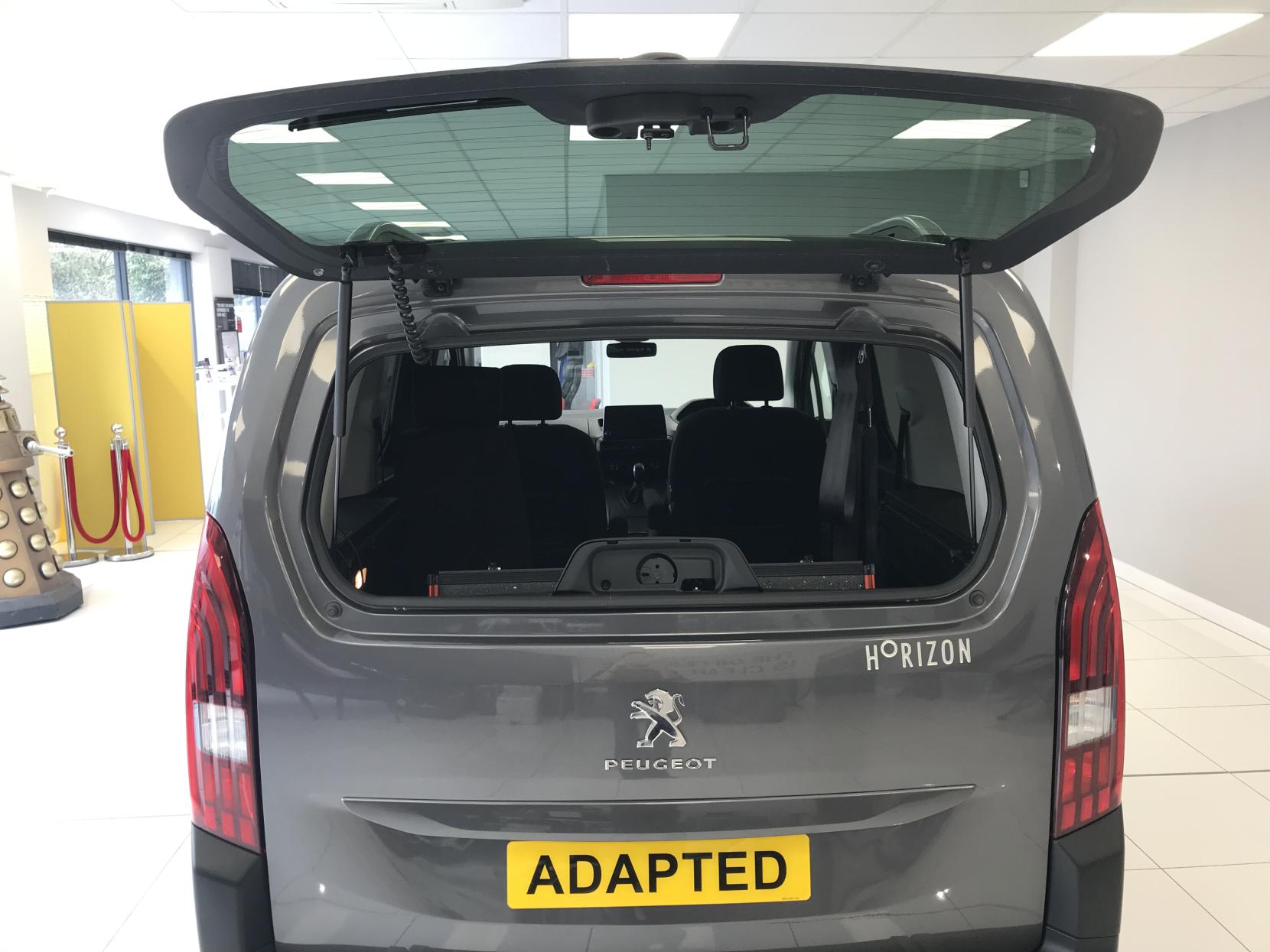 Peugeot Rifter * NEW PRICE! Save £5,000!! * - Wheelchair adapted Vehicle - 1.5 BlueHDi Allure Standard MPV 5dr Diesel Manual Euro 6 (100 ps)