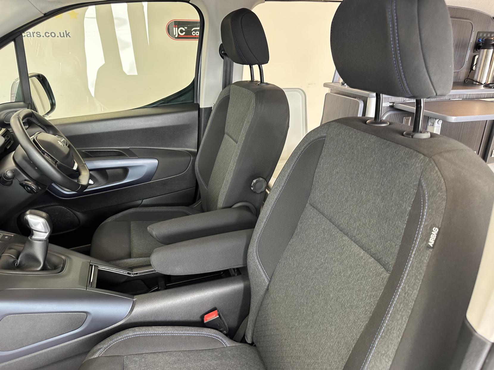 Peugeot Rifter MICRO CAMPER, JUST 3,683 MILES! POP TOP, SIDE BED! *STUNNING NEW COLOUR INTERIOR*