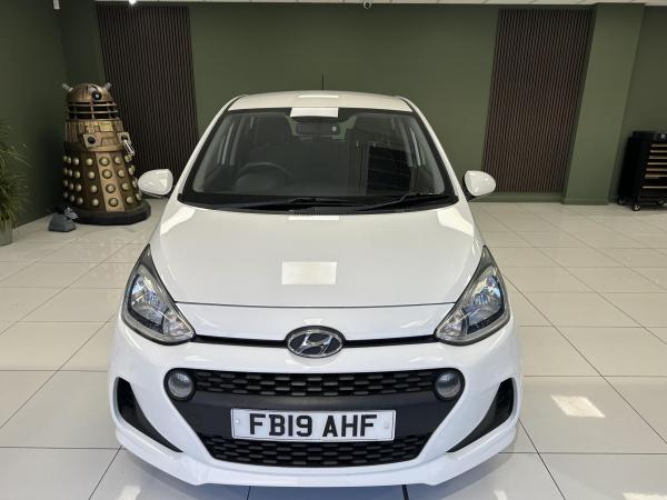 Hyundai i10 1.0 SE Hatchback 5dr Petrol Manual Euro 6 (67 ps)