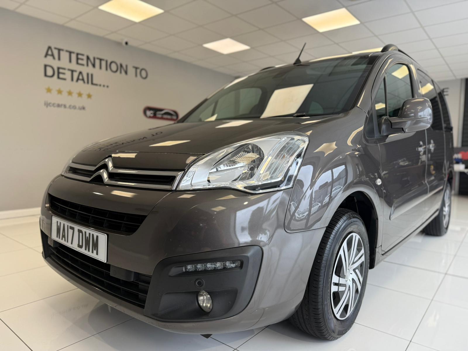 Citroen Berlingo AUTO WAV, TOP SPEC! FRONT AND REAR PARK SENSORS, WINCH, APPLE CAR PLAY /SAT NAV! 1.6 BlueHDi Flair Multispace MPV 5dr Diesel ETG6 Euro 6