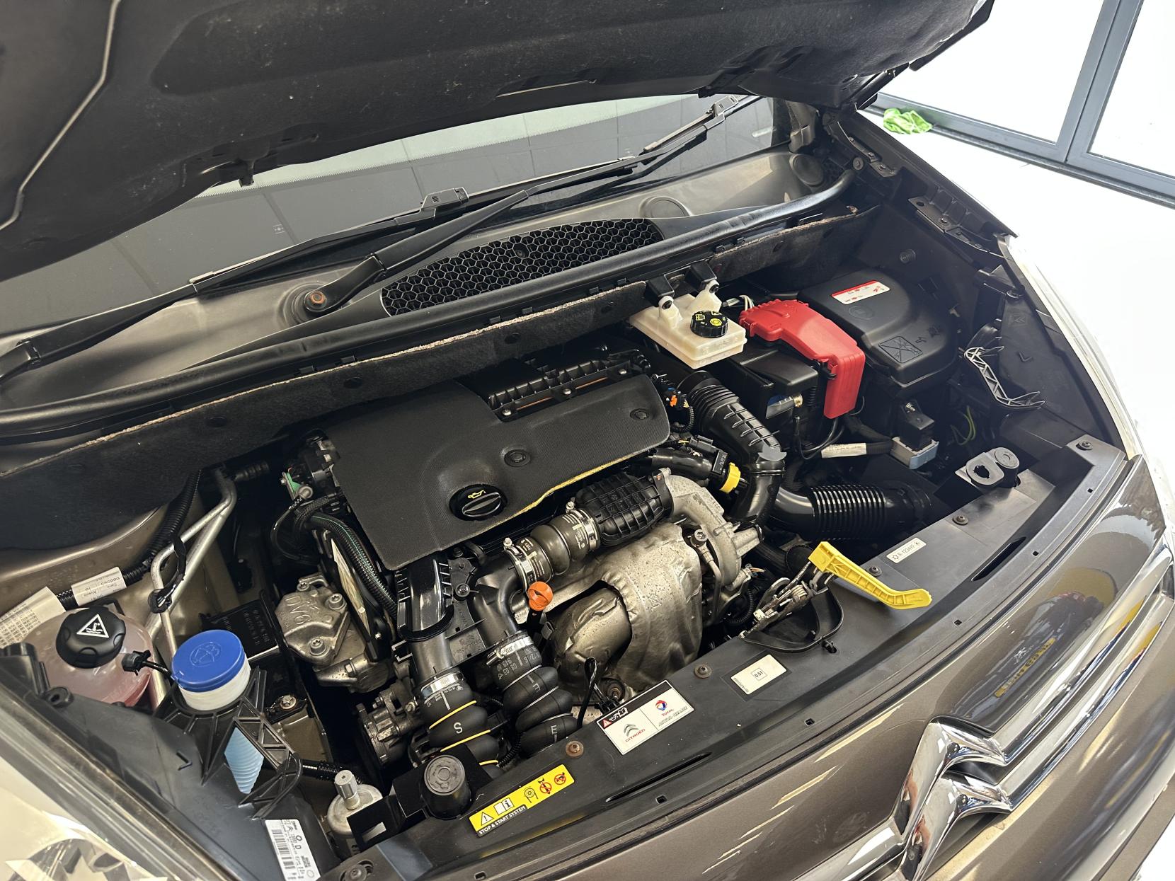Citroen Berlingo AUTO WAV, TOP SPEC! FRONT AND REAR PARK SENSORS, WINCH, APPLE CAR PLAY /SAT NAV! 1.6 BlueHDi Flair Multispace MPV 5dr Diesel ETG6 Euro 6