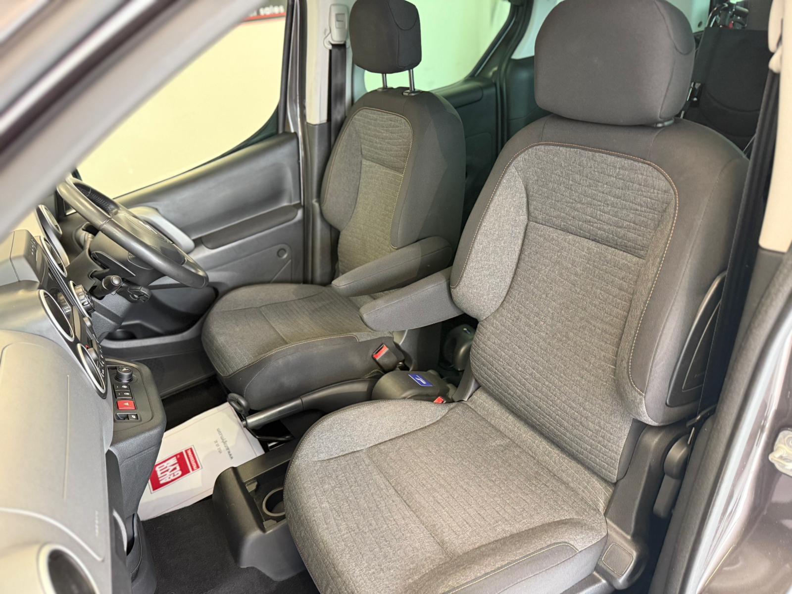 Citroen Berlingo AUTO WAV, TOP SPEC! FRONT AND REAR PARK SENSORS, WINCH, APPLE CAR PLAY /SAT NAV! 1.6 BlueHDi Flair Multispace MPV 5dr Diesel ETG6 Euro 6