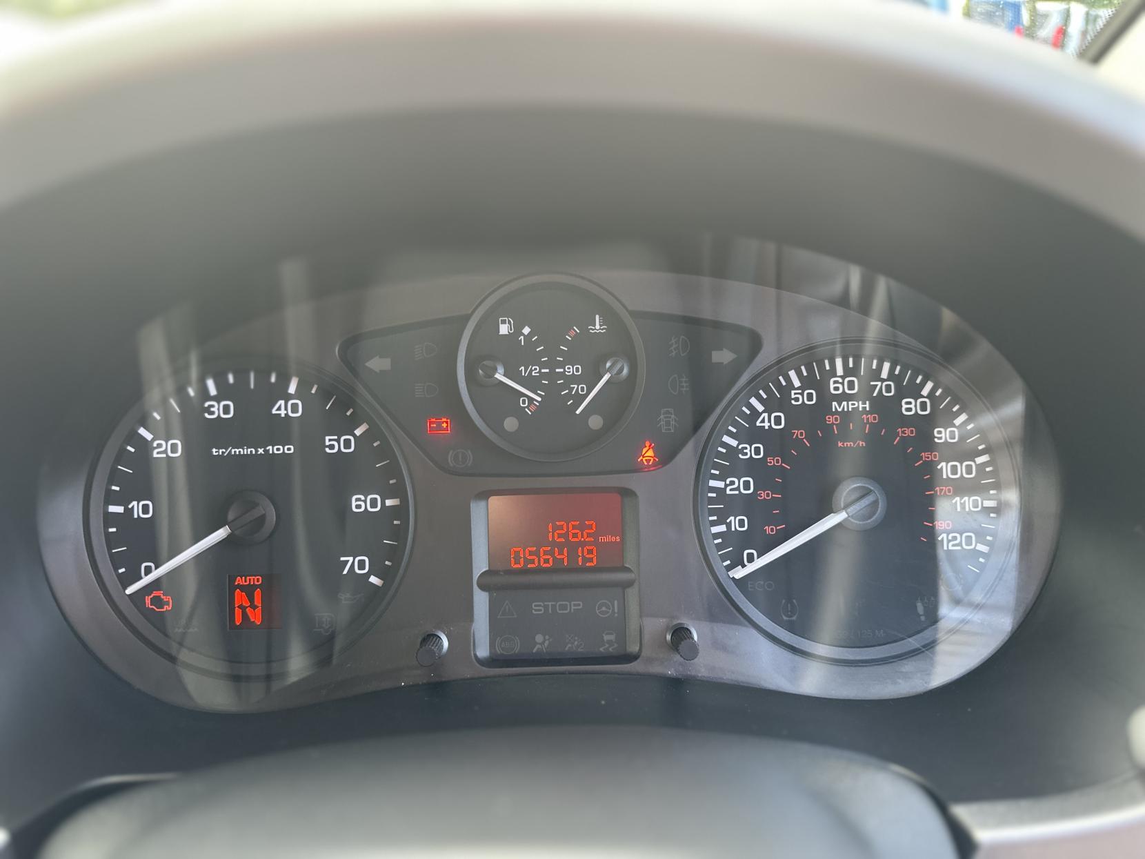 Citroen Berlingo AUTO WAV, TOP SPEC! FRONT AND REAR PARK SENSORS, WINCH, APPLE CAR PLAY /SAT NAV! 1.6 BlueHDi Flair Multispace MPV 5dr Diesel ETG6 Euro 6