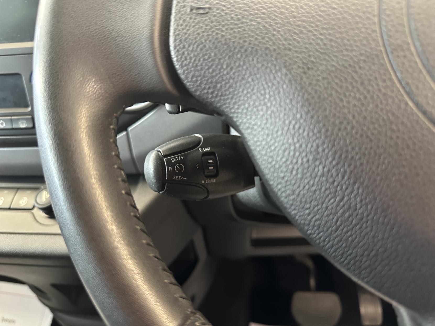 Citroen Berlingo AUTO WAV, TOP SPEC! FRONT AND REAR PARK SENSORS, WINCH, APPLE CAR PLAY /SAT NAV! 1.6 BlueHDi Flair Multispace MPV 5dr Diesel ETG6 Euro 6