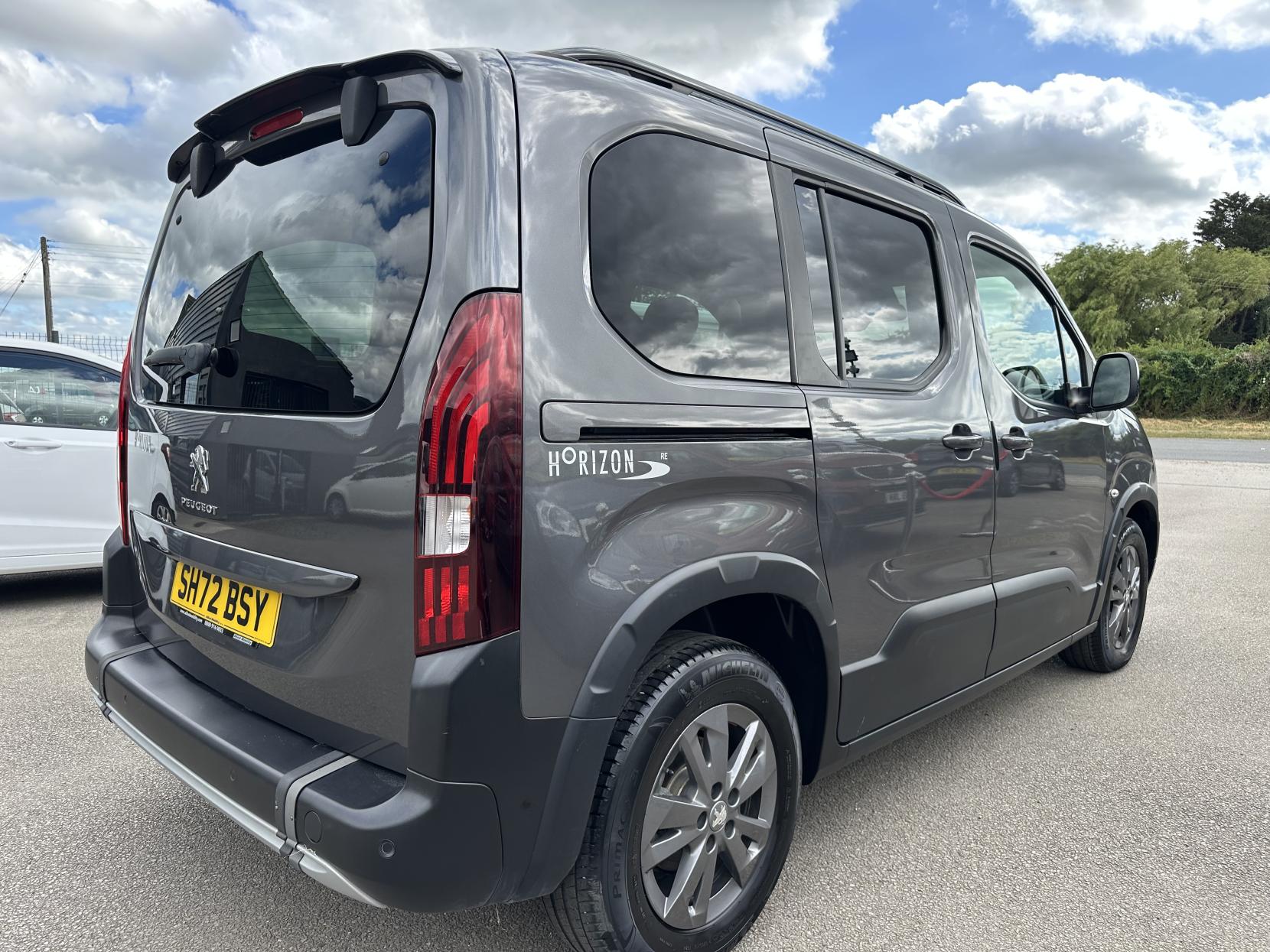 Peugeot Rifter AUTOMATIC WAV, CARRIES 5! HIGH SPEC ALLURE PREMIUM MODEL WITH A WINCH! 1.5 BlueHDi Allure Premium Standard MPV 5dr Diesel EAT Euro 6 (s/s) (130 ps)