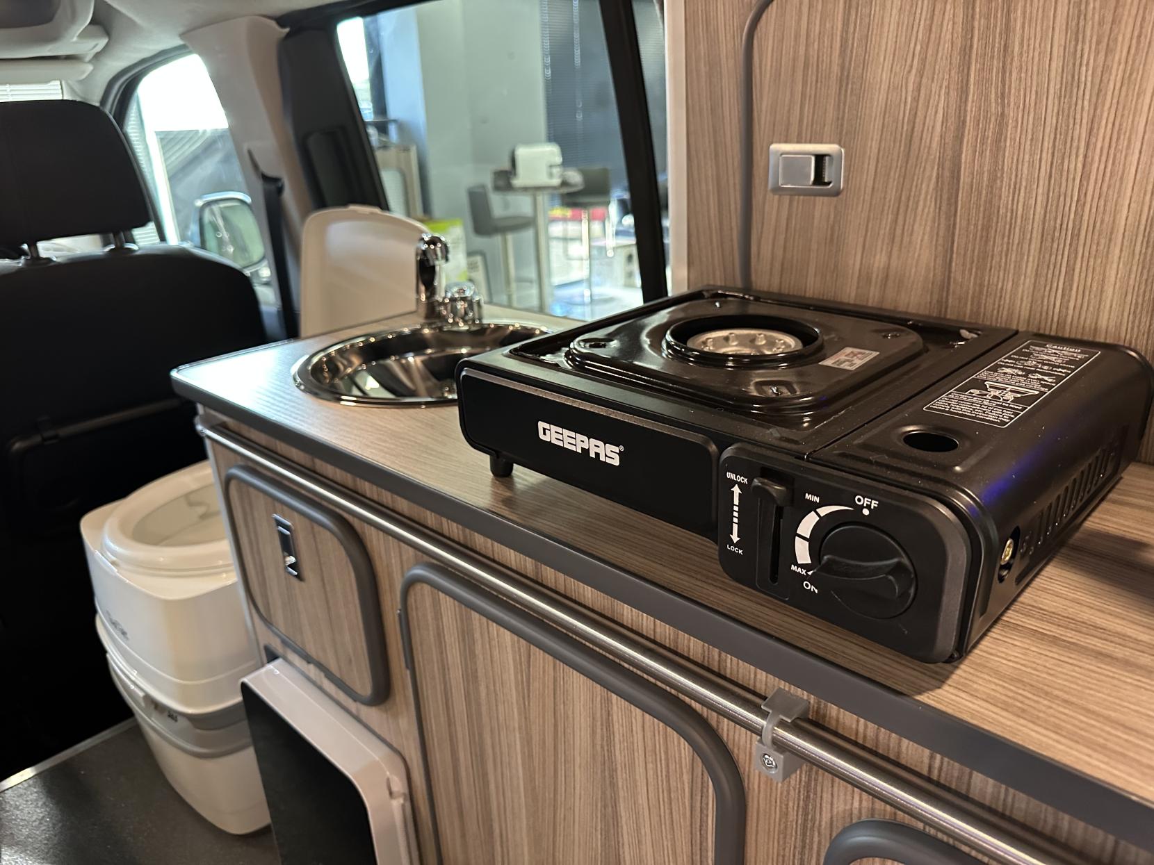 Peugeot Rifter AUTOMATIC MICRO CAMPER! BRAND NEW CONVERSION!! 1.5 BlueHDi Allure Premium Standard MPV 5dr Diesel EAT Euro 6 (s/s) (130 ps)