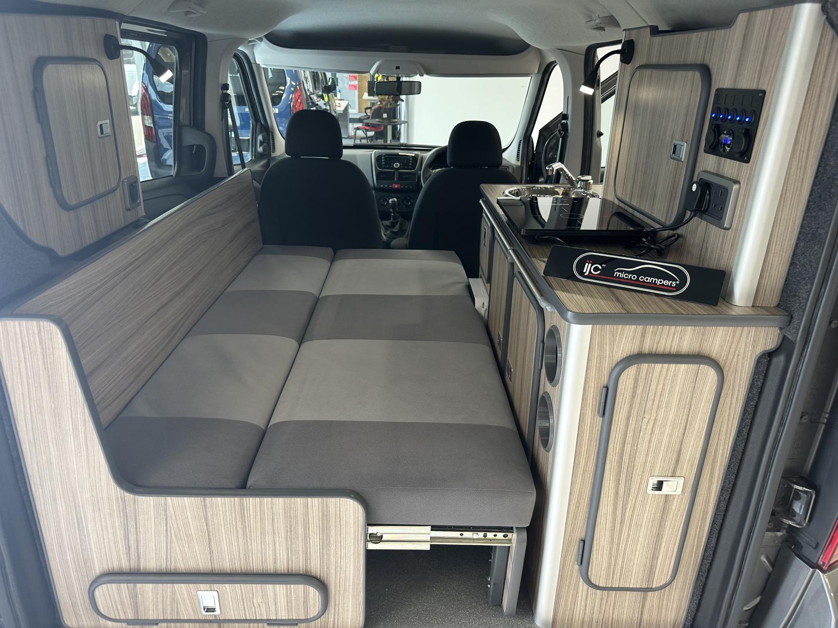 Peugeot Rifter £POA A RARE AUTOMATIC MICRO CAMPER AWAITING CONVERSION!! 1.5 BlueHDi Allure Premium Standard MPV 5dr Diesel EAT Euro 6 (s/s) (130 ps)