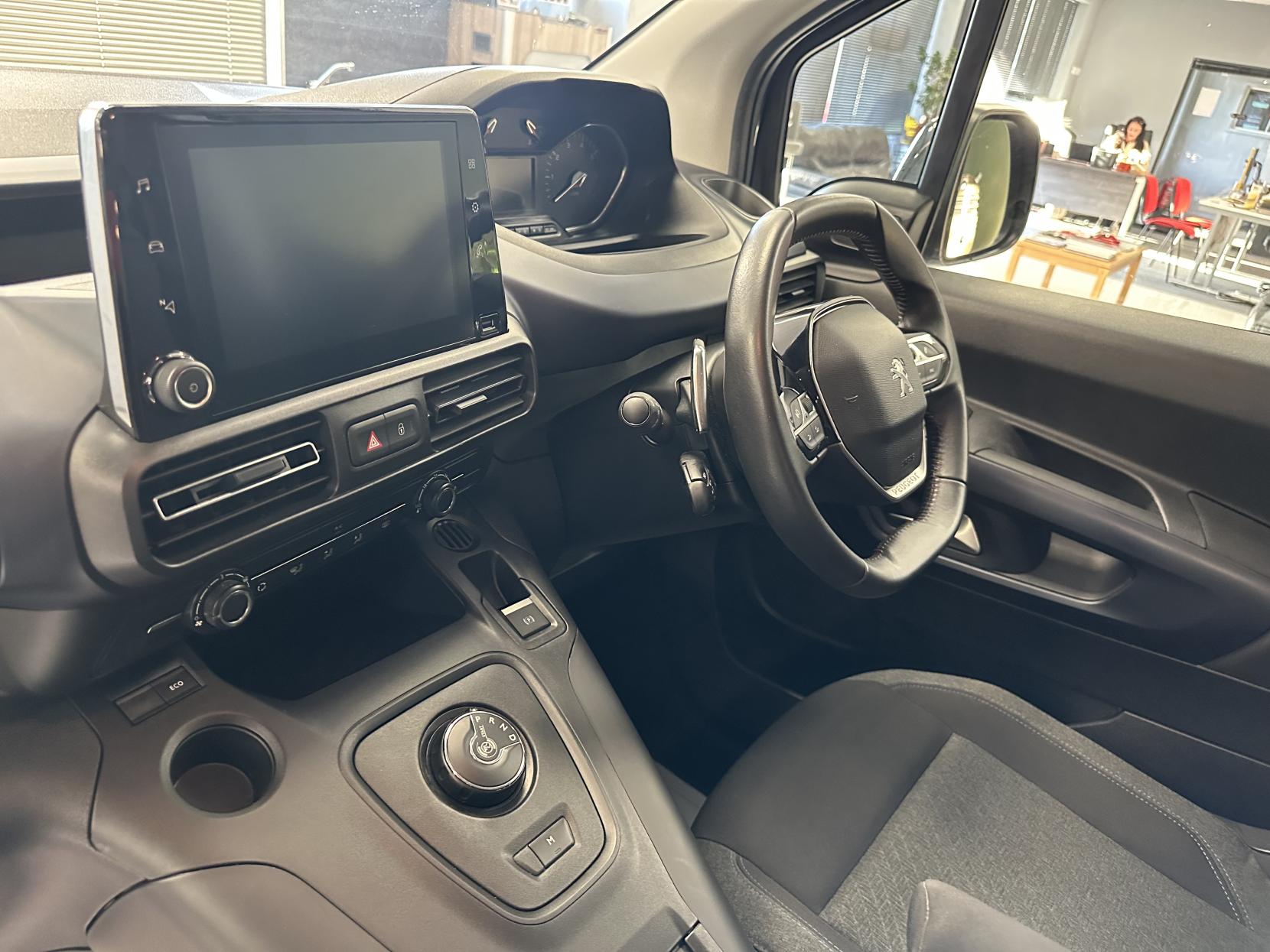 Peugeot Rifter AUTOMATIC MICRO CAMPER! BRAND NEW CONVERSION!! 1.5 BlueHDi Allure Premium Standard MPV 5dr Diesel EAT Euro 6 (s/s) (130 ps)