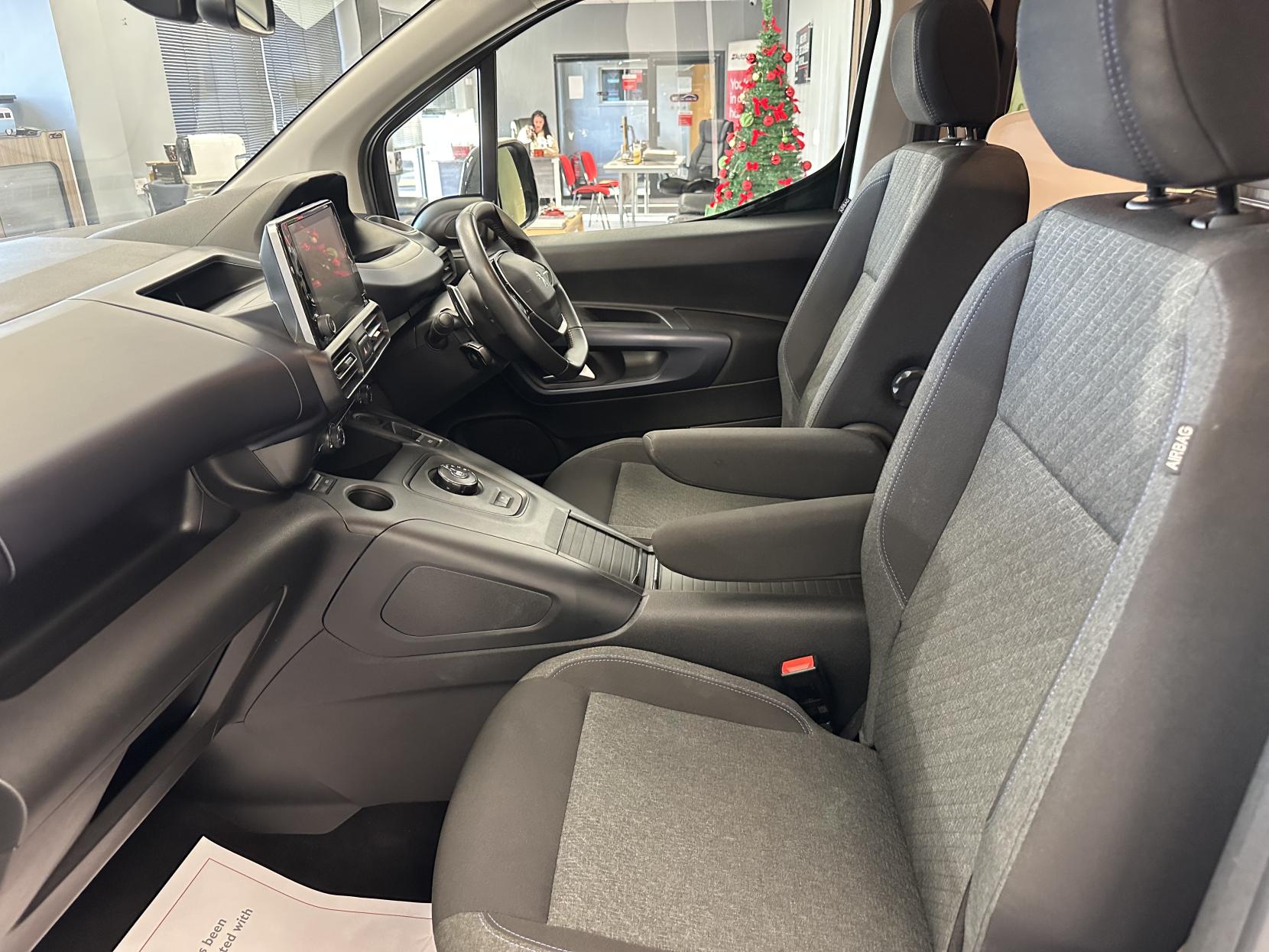 Peugeot Rifter AUTOMATIC MICRO CAMPER! BRAND NEW CONVERSION!! 1.5 BlueHDi Allure Premium Standard MPV 5dr Diesel EAT Euro 6 (s/s) (130 ps)