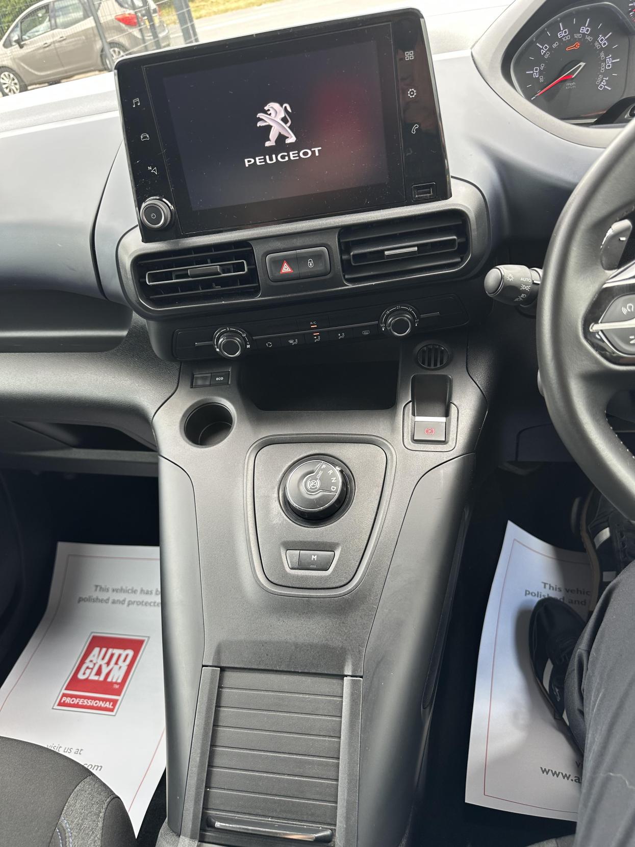 Peugeot Rifter AUTOMATIC WAV, CARRIES 5! HIGH SPEC ALLURE PREMIUM MODEL WITH A WINCH! 1.5 BlueHDi Allure Premium Standard MPV 5dr Diesel EAT Euro 6 (s/s) (130 ps)