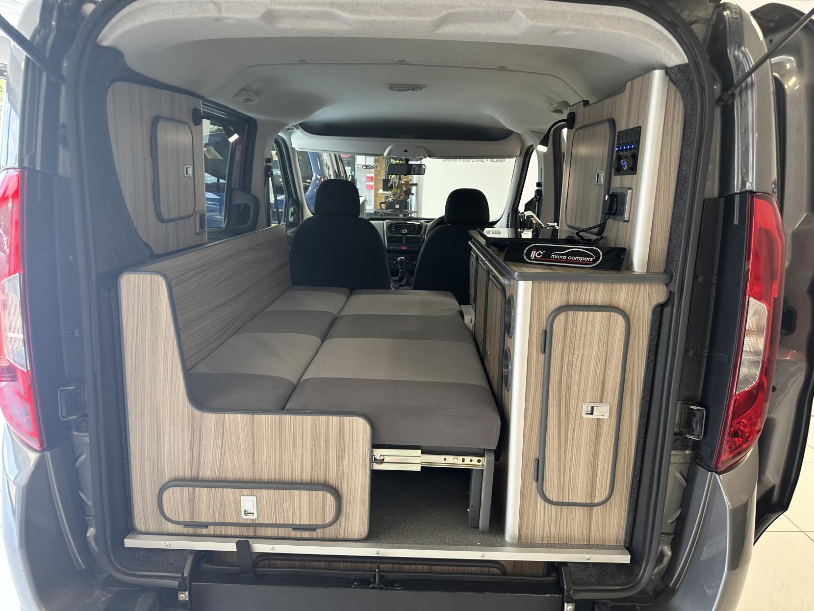 Peugeot Rifter £POA A RARE AUTOMATIC MICRO CAMPER AWAITING CONVERSION!! 1.5 BlueHDi Allure Premium Standard MPV 5dr Diesel EAT Euro 6 (s/s) (130 ps)