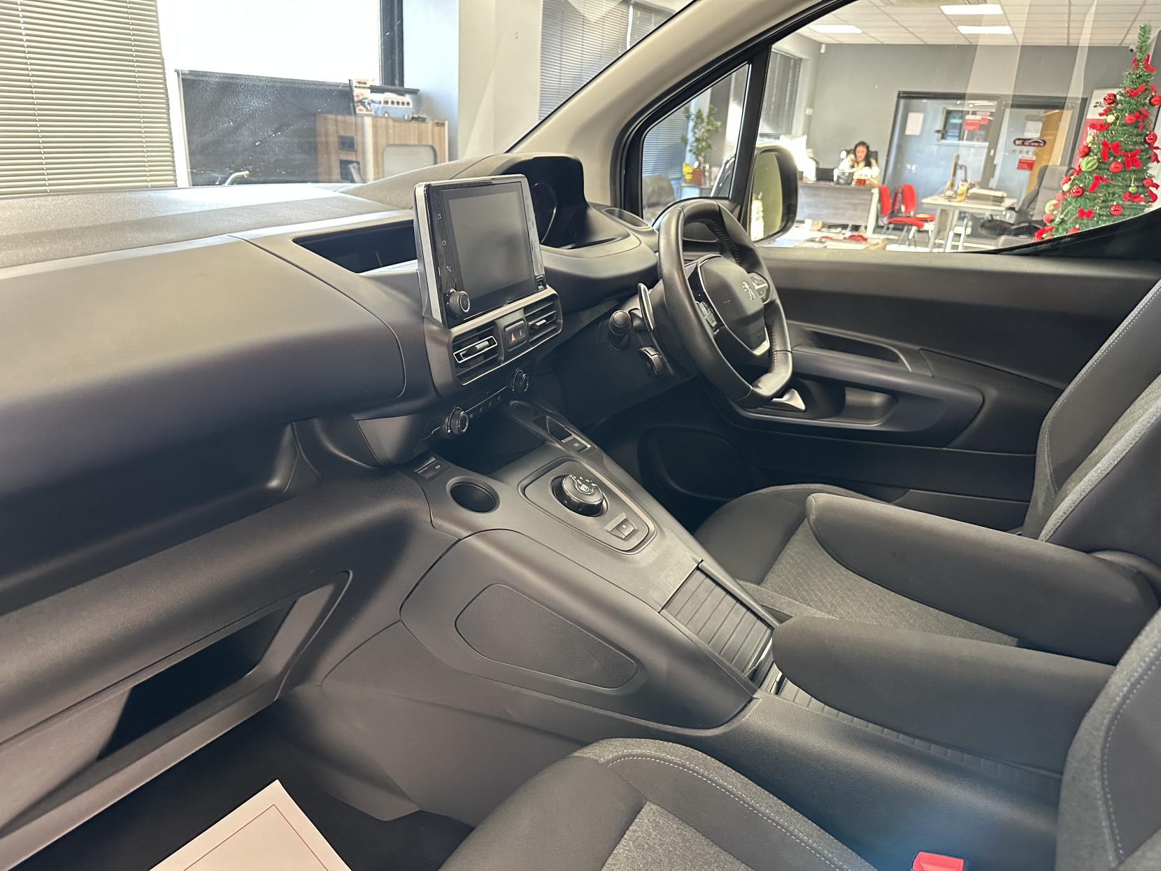 Peugeot Rifter AUTOMATIC MICRO CAMPER! BRAND NEW CONVERSION!! 1.5 BlueHDi Allure Premium Standard MPV 5dr Diesel EAT Euro 6 (s/s) (130 ps)