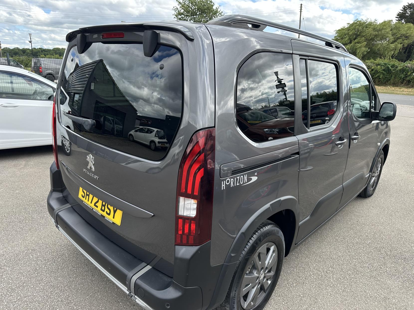 Peugeot Rifter AUTOMATIC WAV, CARRIES 5! HIGH SPEC ALLURE PREMIUM MODEL WITH A WINCH! 1.5 BlueHDi Allure Premium Standard MPV 5dr Diesel EAT Euro 6 (s/s) (130 ps)