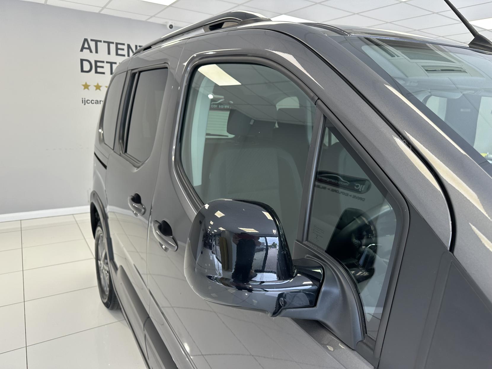 Peugeot Rifter £POA A RARE AUTOMATIC MICRO CAMPER AWAITING CONVERSION!! 1.5 BlueHDi Allure Premium Standard MPV 5dr Diesel EAT Euro 6 (s/s) (130 ps)
