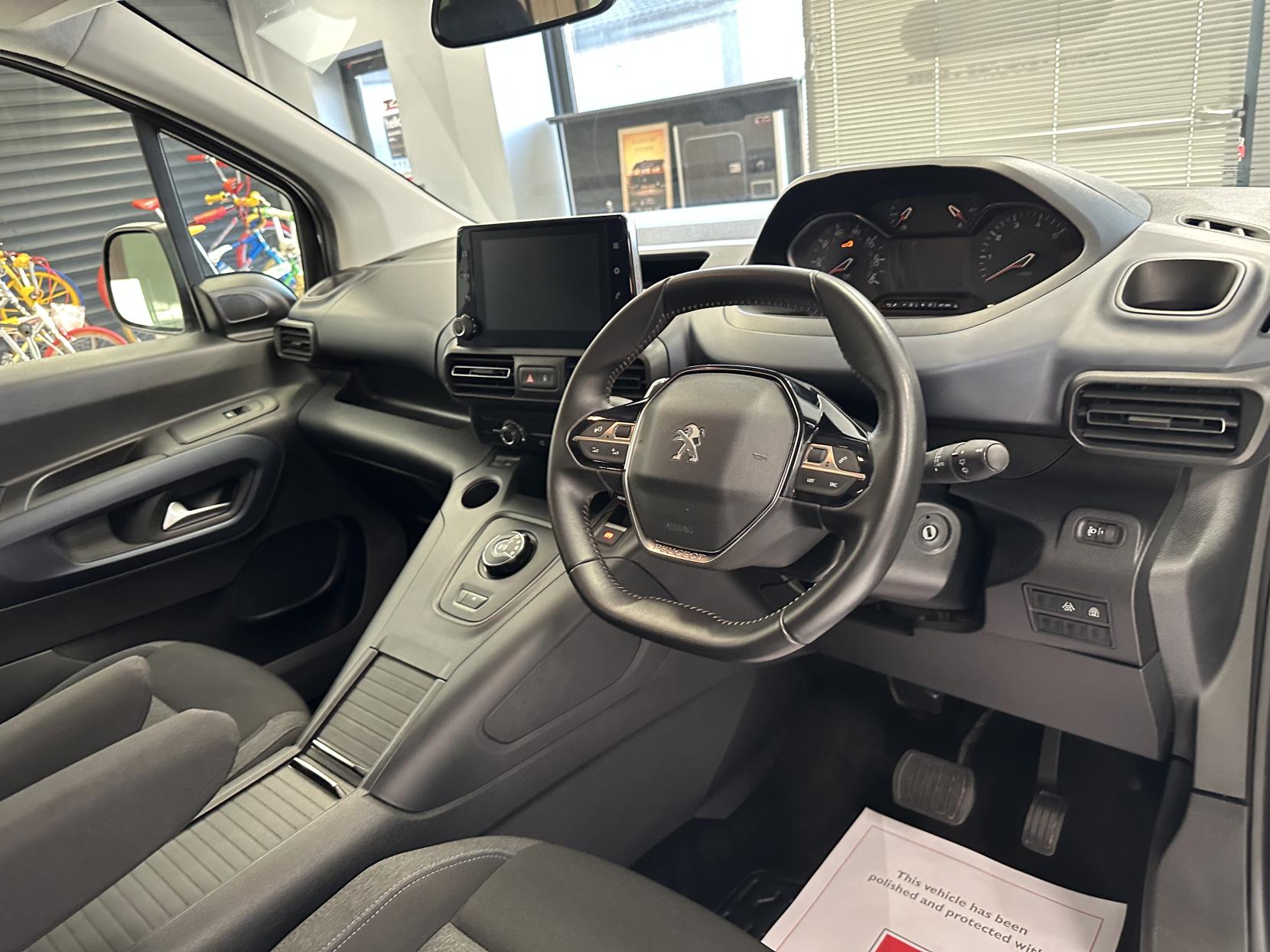 Peugeot Rifter AUTOMATIC MICRO CAMPER! BRAND NEW CONVERSION!! 1.5 BlueHDi Allure Premium Standard MPV 5dr Diesel EAT Euro 6 (s/s) (130 ps)