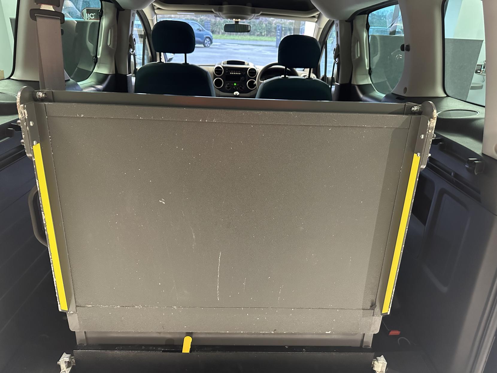Citroen Berlingo JUST 13,492 MILES! WHEELCHAIR ADAPTED WITH A RAMP FOR EASY ACCESS 1.6 BlueHDi Feel Multispace MPV 5dr Diesel Manual Euro 6 (100 ps)
