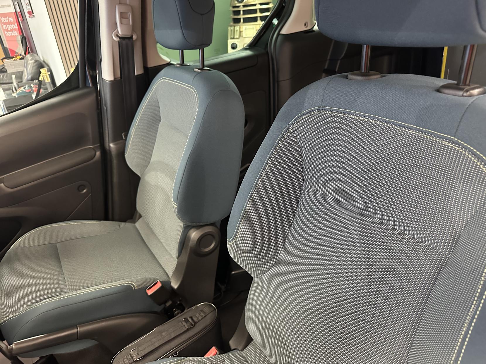 Citroen Berlingo JUST 13,492 MILES! WHEELCHAIR ADAPTED WITH A RAMP FOR EASY ACCESS 1.6 BlueHDi Feel Multispace MPV 5dr Diesel Manual Euro 6 (100 ps)