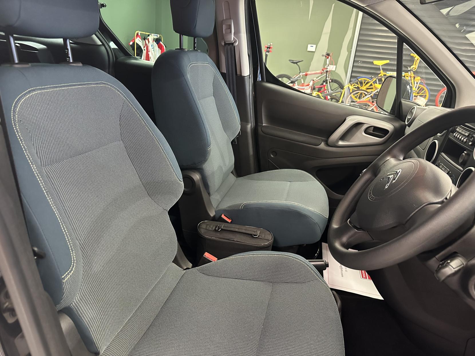 Citroen Berlingo JUST 13,492 MILES! WHEELCHAIR ADAPTED WITH A RAMP FOR EASY ACCESS 1.6 BlueHDi Feel Multispace MPV 5dr Diesel Manual Euro 6 (100 ps)