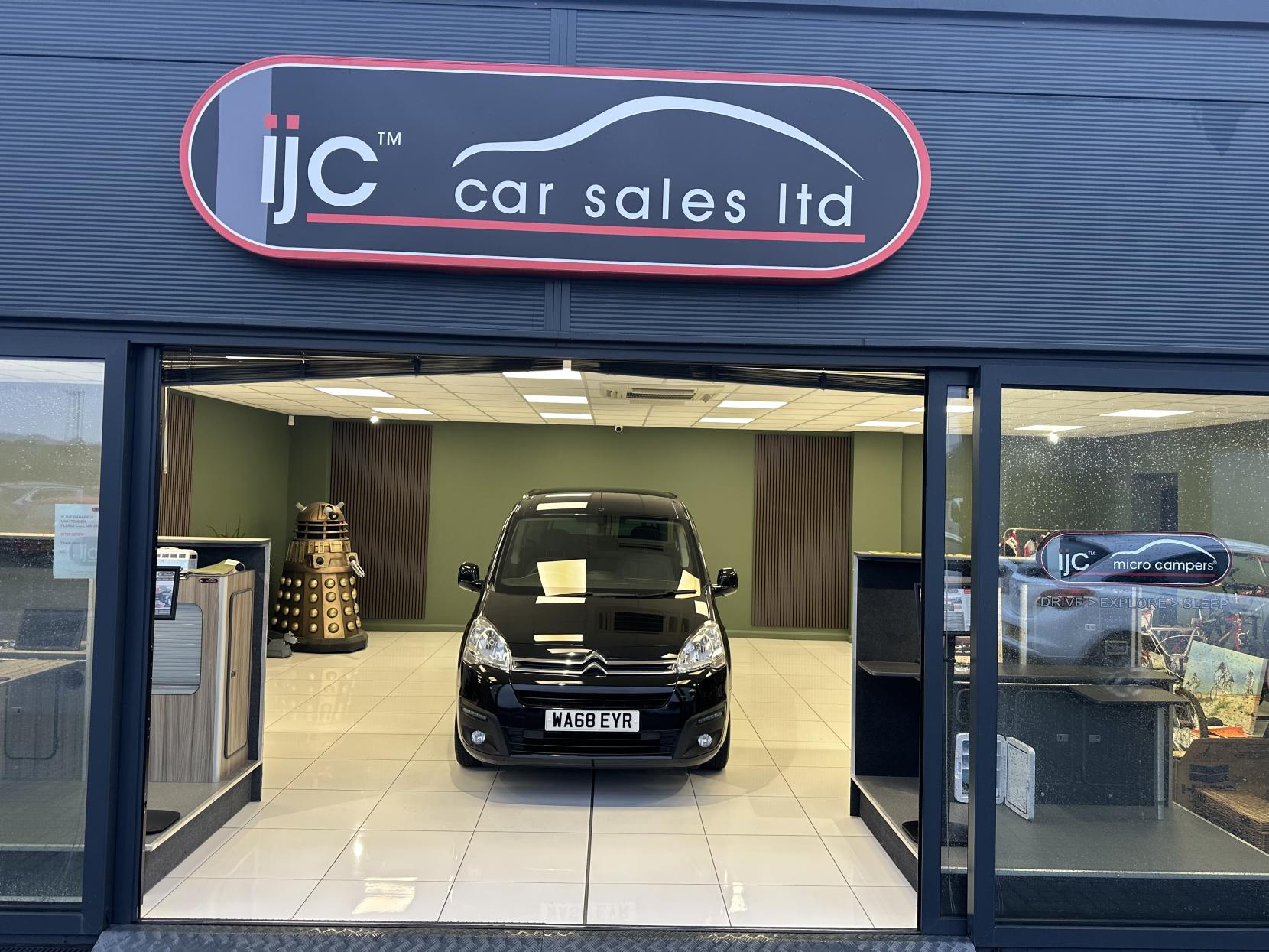 Citroen Berlingo JUST 13,492 MILES! WHEELCHAIR ADAPTED WITH A RAMP FOR EASY ACCESS 1.6 BlueHDi Feel Multispace MPV 5dr Diesel Manual Euro 6 (100 ps)