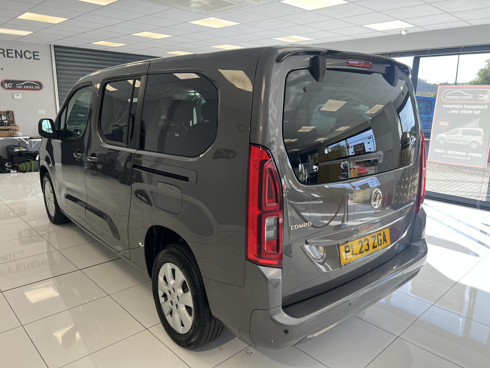 Vauxhall Combo Life *THIS IS THE ONLY PETROL AUTOMATIC 7 SEATER AVAILABLE IN THE UK ON A 2023* 1.2 130 BHP Turbo SE XL MPV 5dr Petrol Auto Euro 6 (s/s) (7 Seat) 