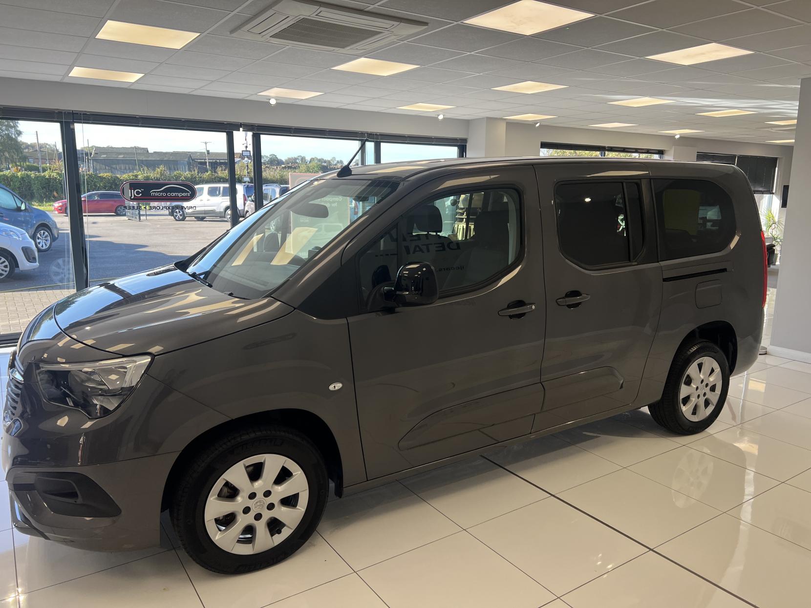 Vauxhall Combo Life *THIS IS THE ONLY PETROL AUTOMATIC 7 SEATER AVAILABLE IN THE UK ON A 2023* 1.2 130 BHP Turbo SE XL MPV 5dr Petrol Auto Euro 6 (s/s) (7 Seat) 