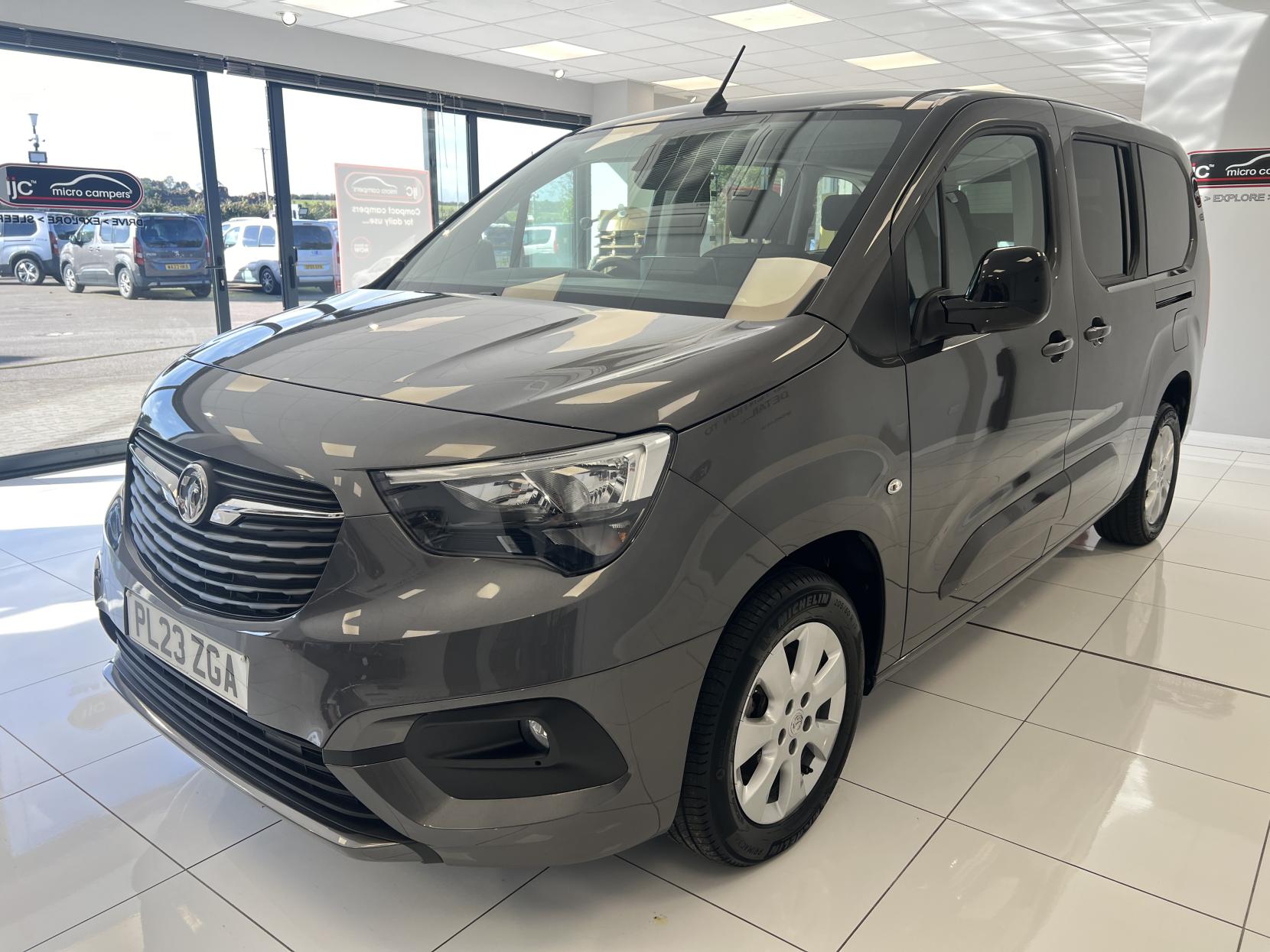 Vauxhall Combo Life *THIS IS THE ONLY PETROL AUTOMATIC 7 SEATER AVAILABLE IN THE UK ON A 2023* 1.2 130 BHP Turbo SE XL MPV 5dr Petrol Auto Euro 6 (s/s) (7 Seat) 