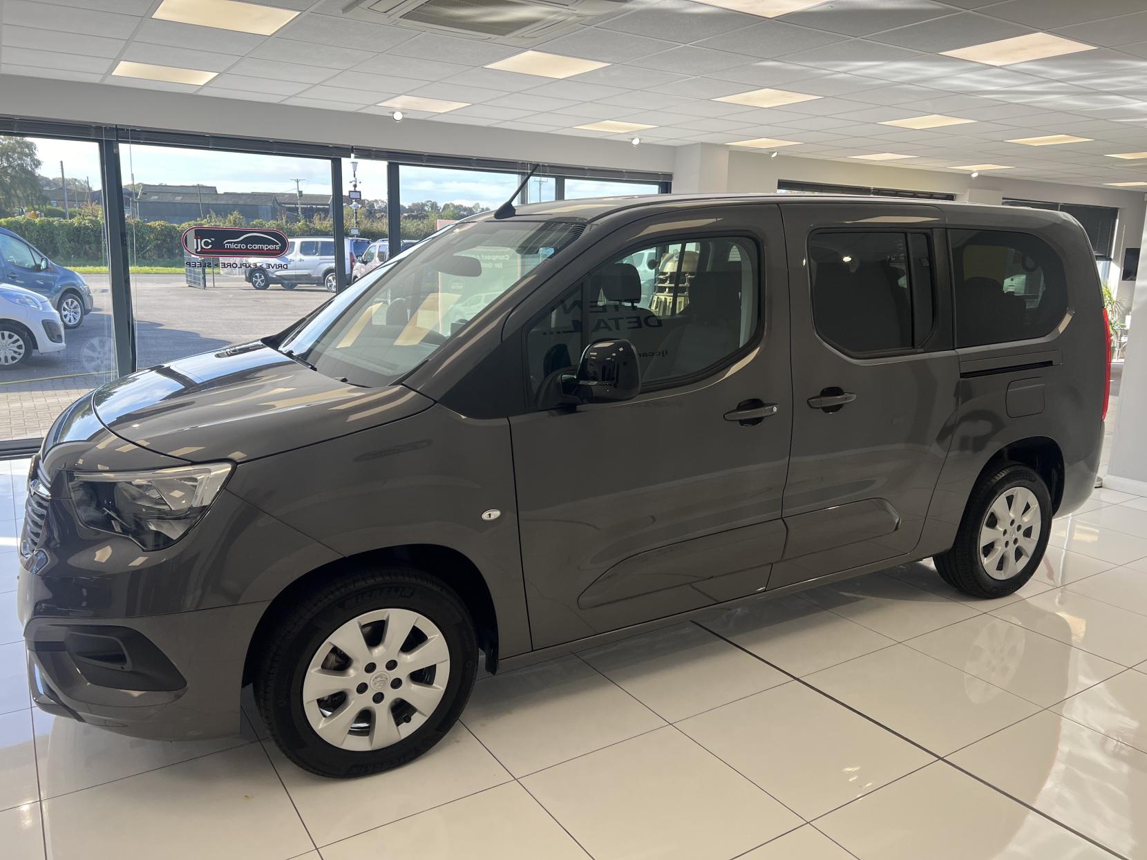 Vauxhall Combo Life *THIS IS THE ONLY PETROL AUTOMATIC 7 SEATER AVAILABLE IN THE UK ON A 2023* 1.2 130 BHP Turbo SE XL MPV 5dr Petrol Auto Euro 6 (s/s) (7 Seat) 