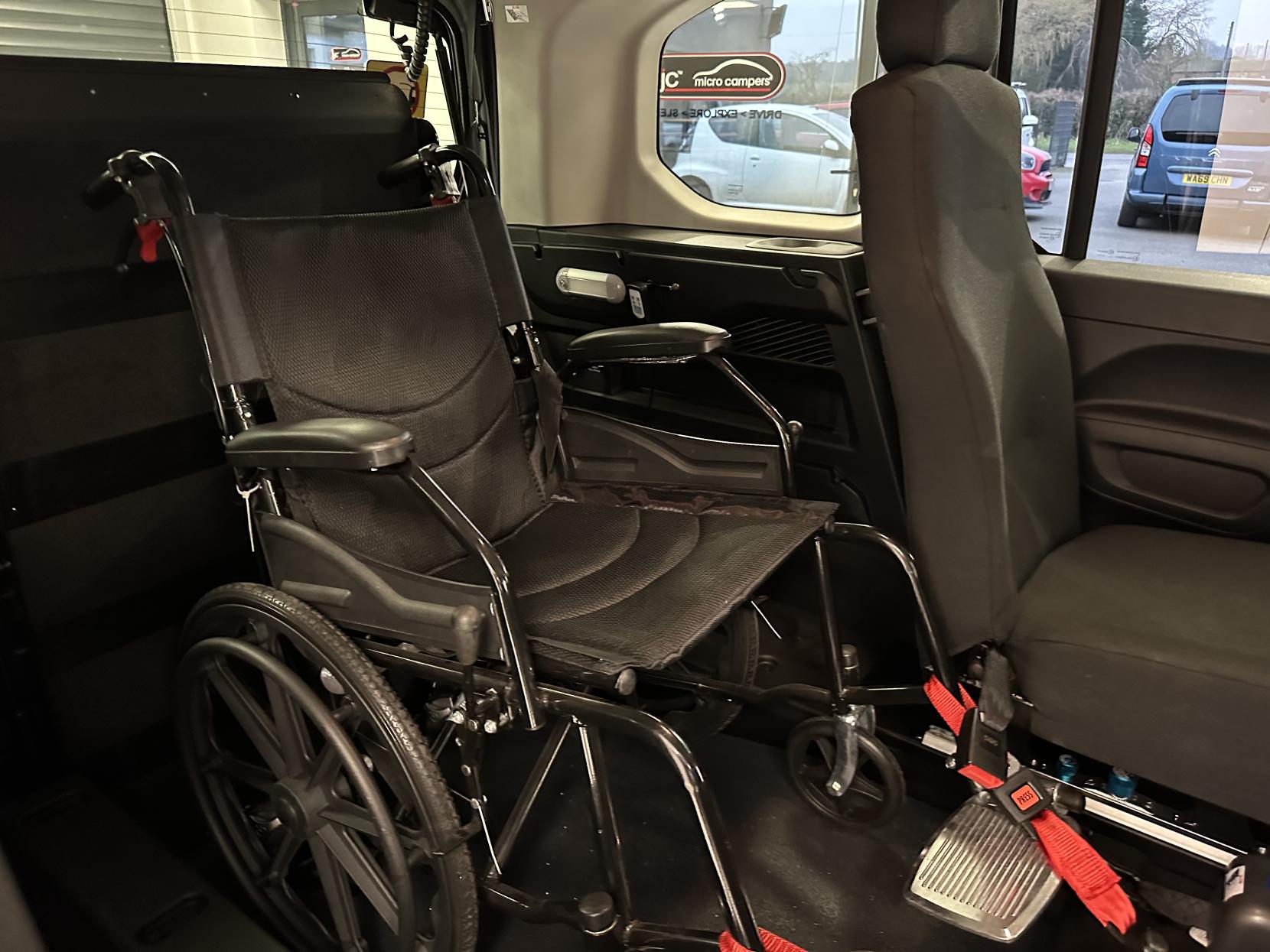 Vauxhall Combo Life WAV £18,995!! RARE 2024 Wheelchair adapted WAV  with just 1,400 miles! Cost almost £32,000 6 months ago!