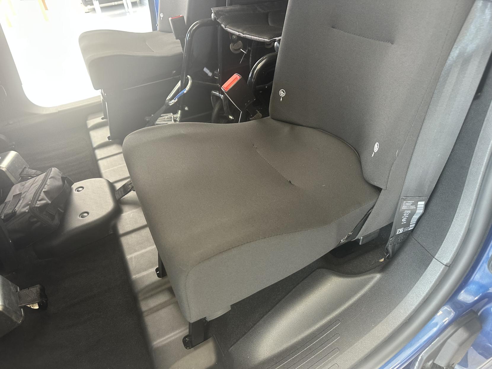 Peugeot Rifter 1.5 allure  APPLE CAR PLAY, SAT NAV