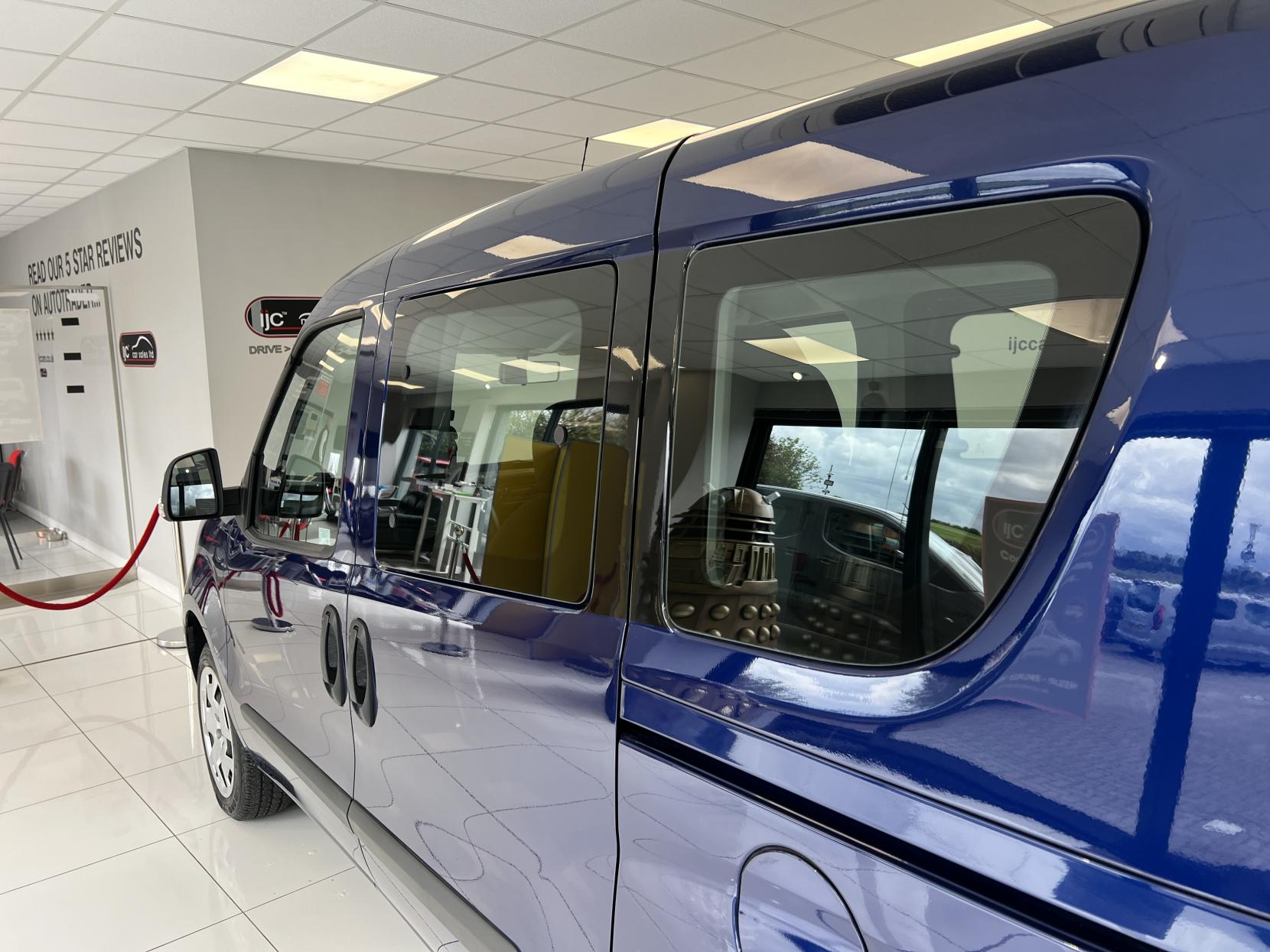 Fiat Doblo *NEW PRICE! Save £4,000!!  * -  Low mileage WAV, 3,000 MILES! 1.4 Pop MPV 5dr Petrol Manual Euro 6 (s/s) (95 bhp)