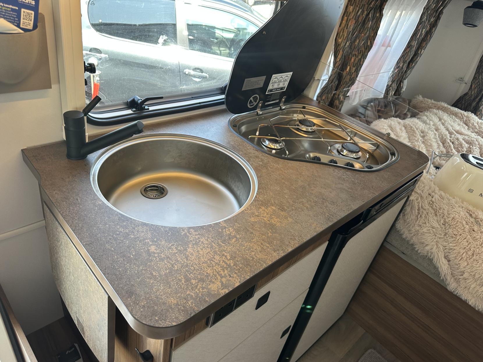 Eriba Touring TOURING RETRO CARAVAN 530