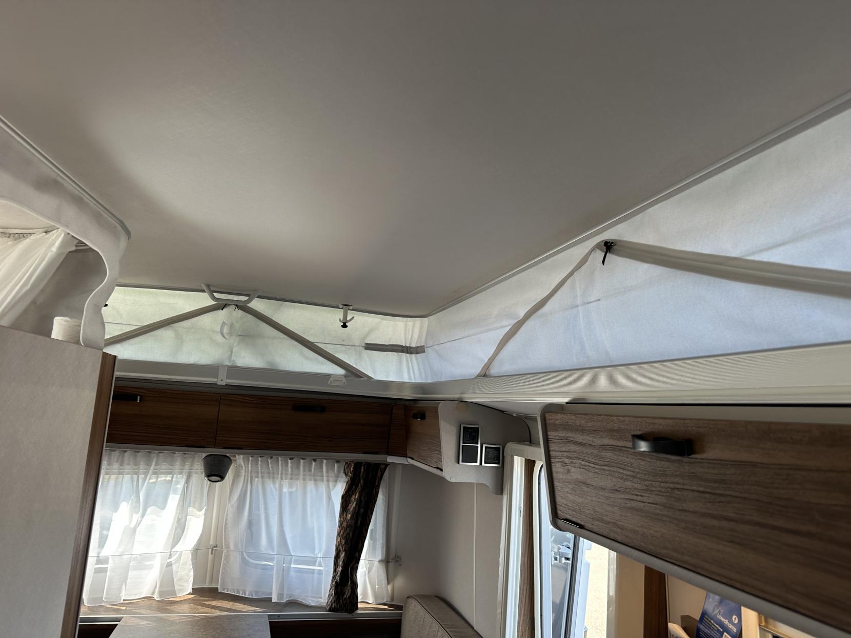 Eriba Touring TOURING RETRO CARAVAN 530