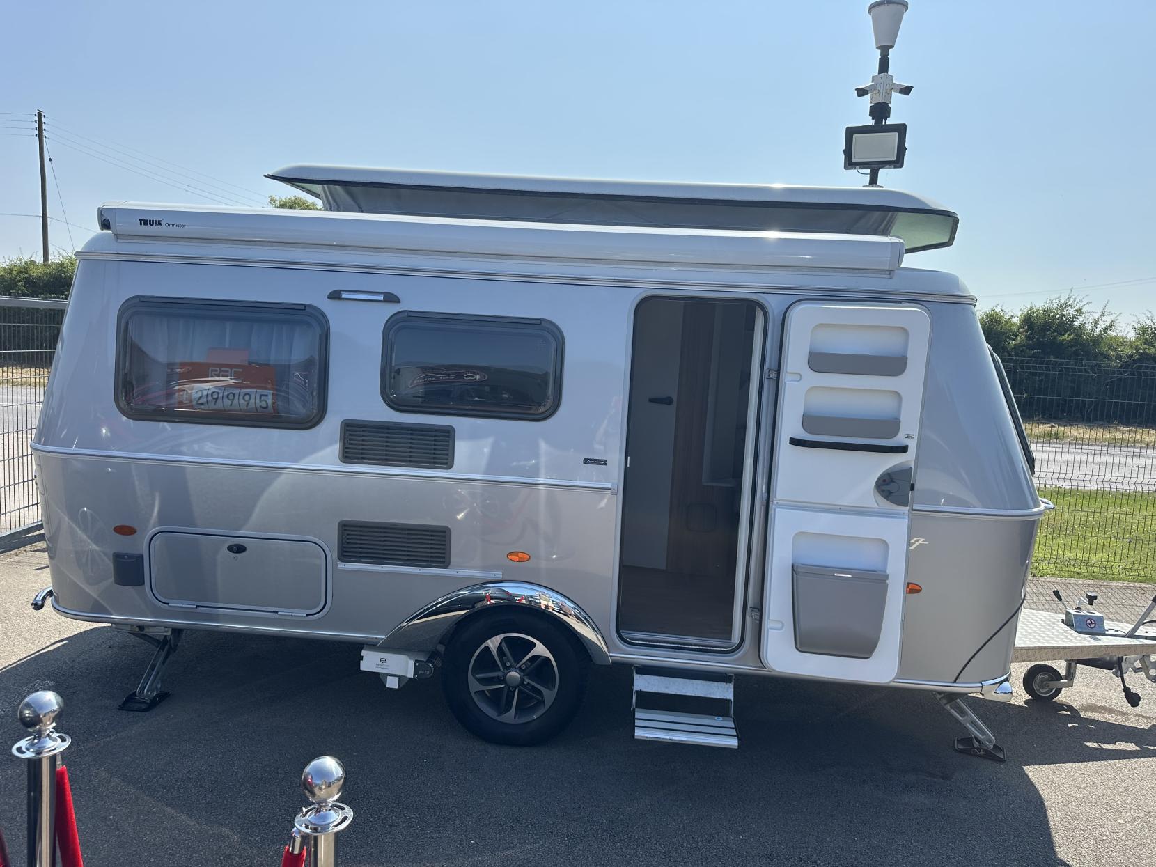 Eriba Touring TOURING RETRO CARAVAN 530