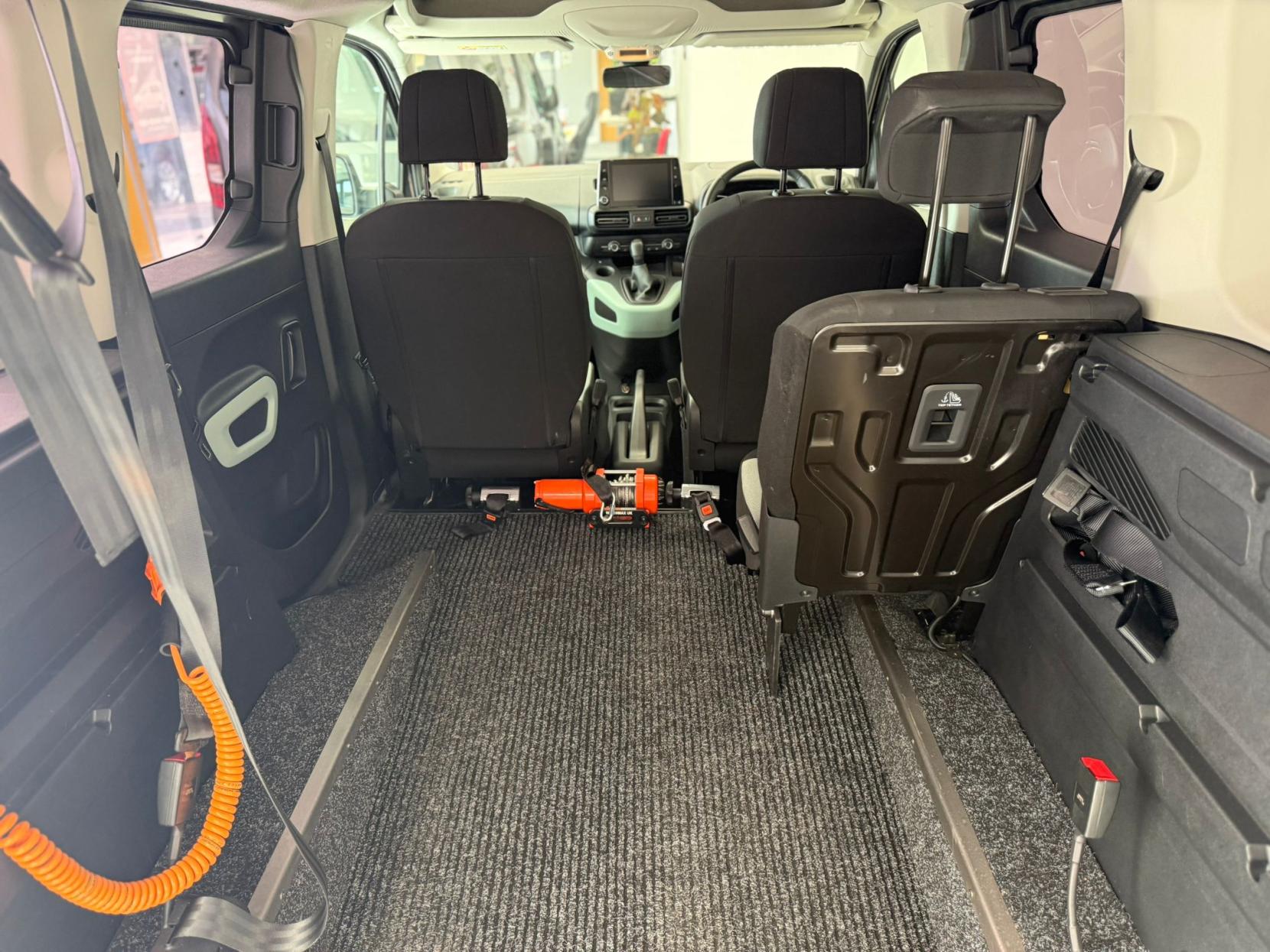 Citroen Berlingo WHEELCHAIR ADAPTED MPV, JUST 12,562 MILES! WITH A WINCH, NEWER SHAPE, SAT NAV!,1.5 BlueHDi Feel M MPV 5dr Diesel Manual Euro 6 (s/s) (100 ps)
