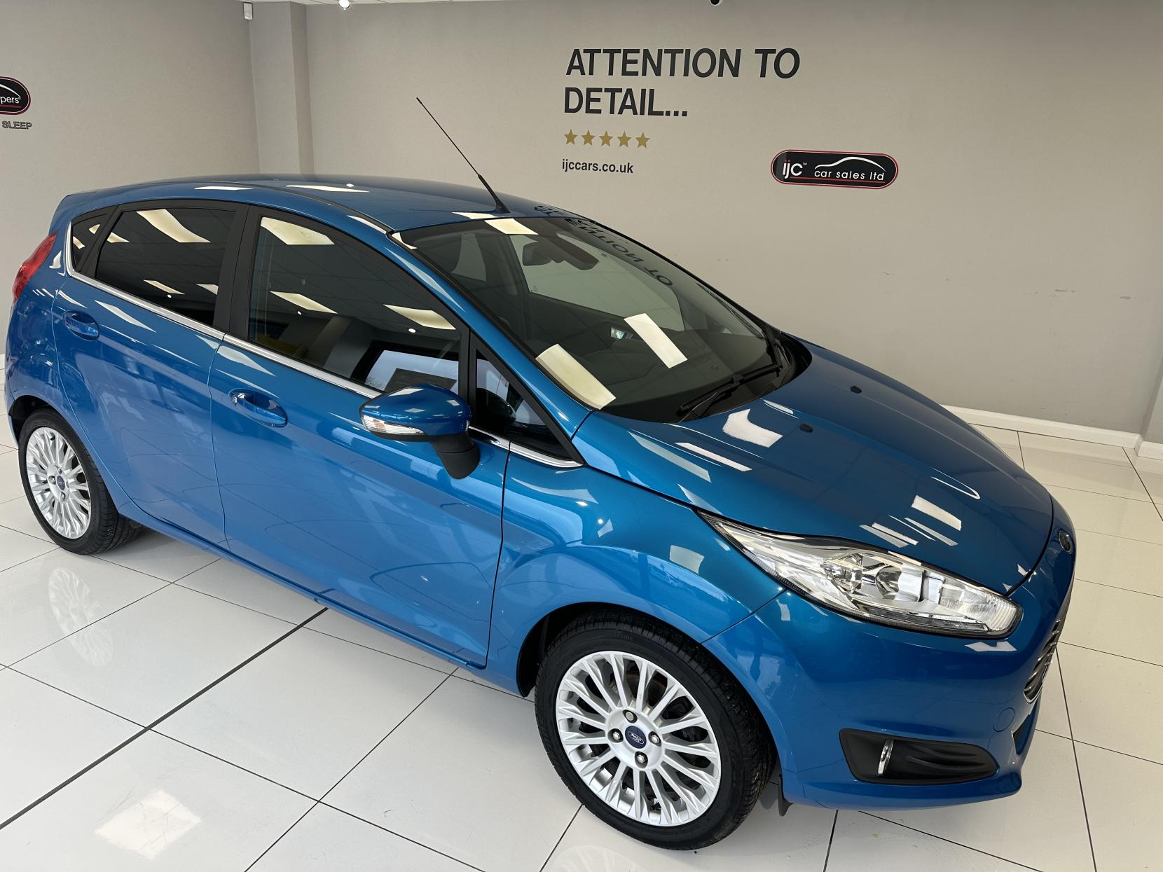 Ford Fiesta 1.0T EcoBoost Titanium Hatchback 5dr Petrol Manual Euro 5 (s/s) (100 ps)