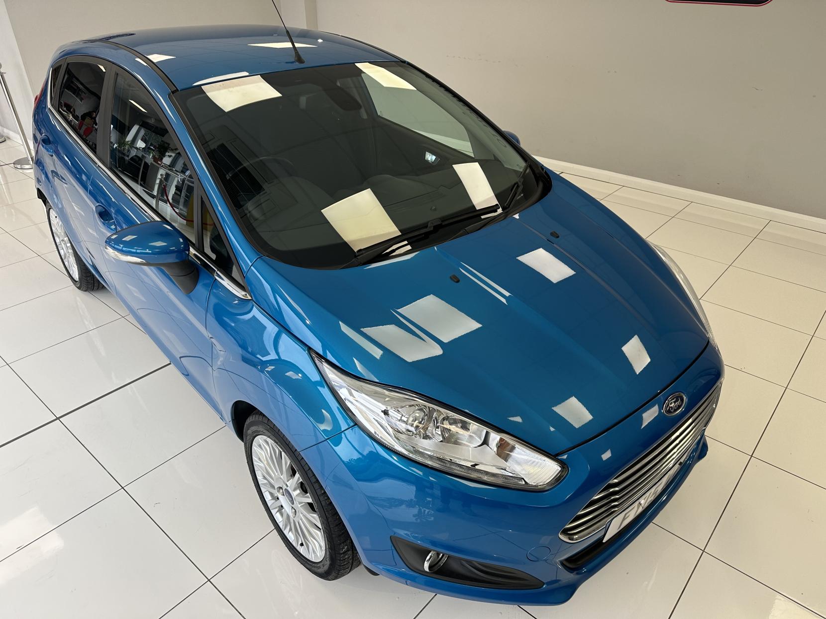 Ford Fiesta 1.0T EcoBoost Titanium Hatchback 5dr Petrol Manual Euro 5 (s/s) (100 ps)