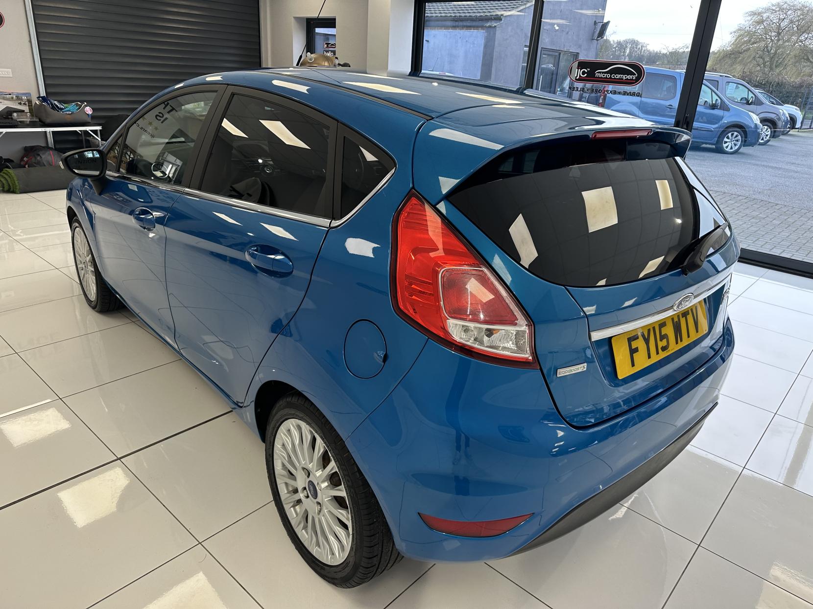 Ford Fiesta 1.0T EcoBoost Titanium Hatchback 5dr Petrol Manual Euro 5 (s/s) (100 ps)