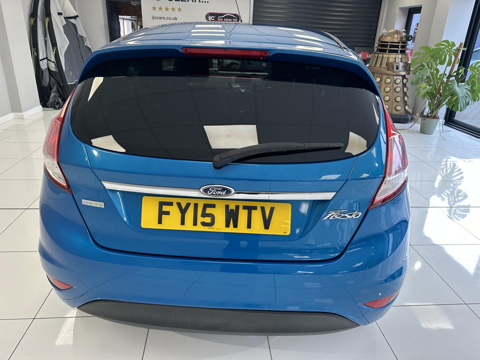 Ford Fiesta 1.0T EcoBoost Titanium Hatchback 5dr Petrol Manual Euro 5 (s/s) (100 ps)