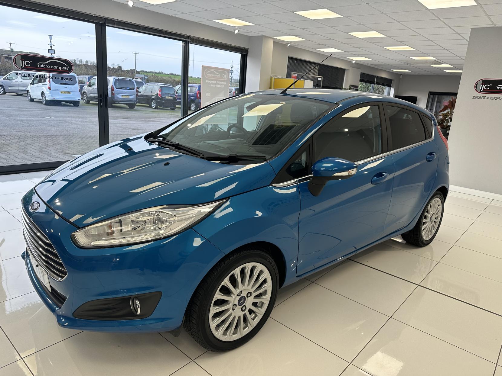 Ford Fiesta 1.0T EcoBoost Titanium Hatchback 5dr Petrol Manual Euro 5 (s/s) (100 ps)