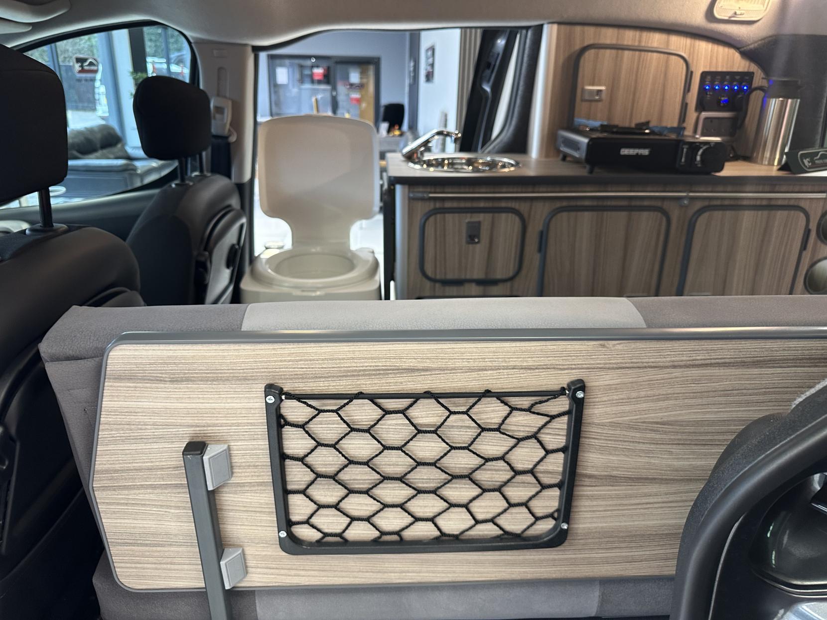 Citroen Berlingo **NEW ARRIVAL!** AUTOMATIC / TOP SPEC / SIDE BED SEATING / JUST 25,959 MILES