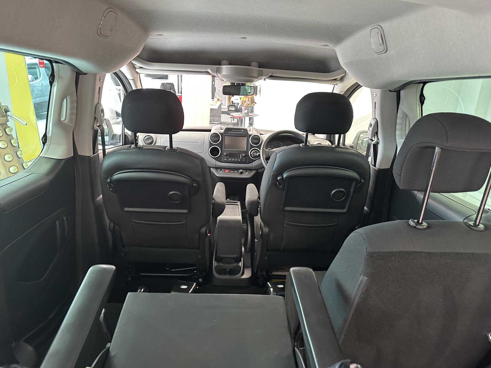 Citroen Berlingo AUTOMATIC WAV, CARRIES 4! **JUST 25,956 MILES!**1.6 BlueHDi Flair Multispace MPV 5dr Diesel ETG6 ULEZ compliant