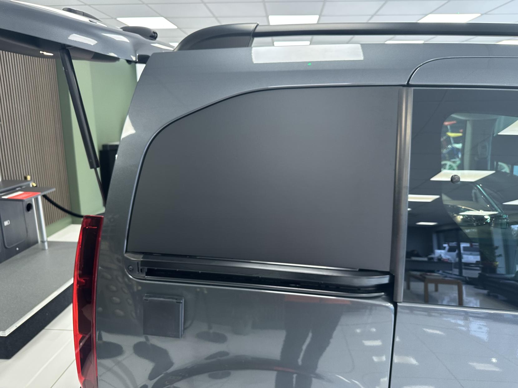 Citroen Berlingo **NEW ARRIVAL!** AUTOMATIC / TOP SPEC / SIDE BED SEATING / JUST 25,959 MILES