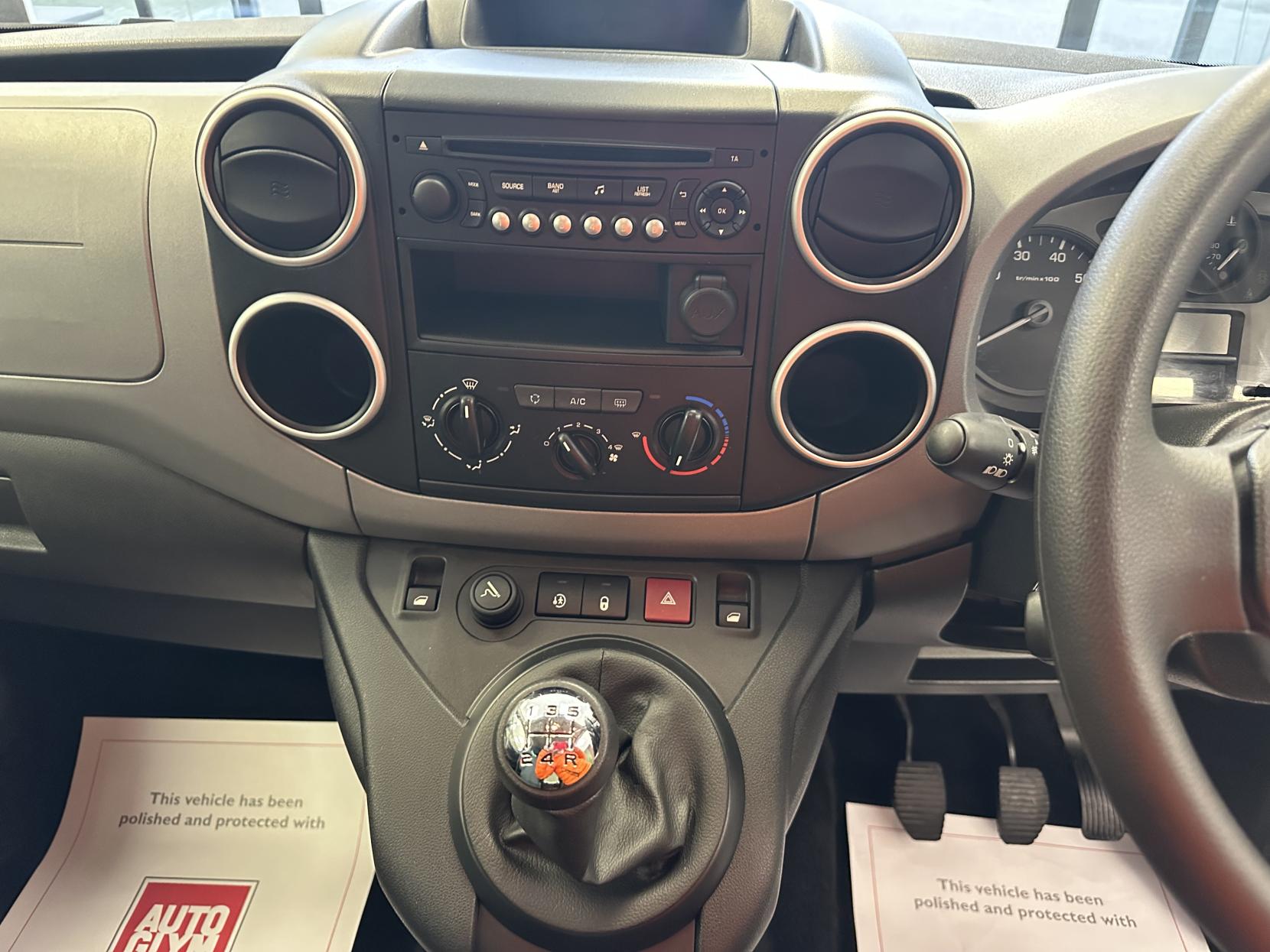 Citroen Berlingo Wheelchair adapted with a lower floor and ramp, 1.6 BlueHDi Feel Multispace MPV 5dr Diesel Manual Euro 6 (100 ps)