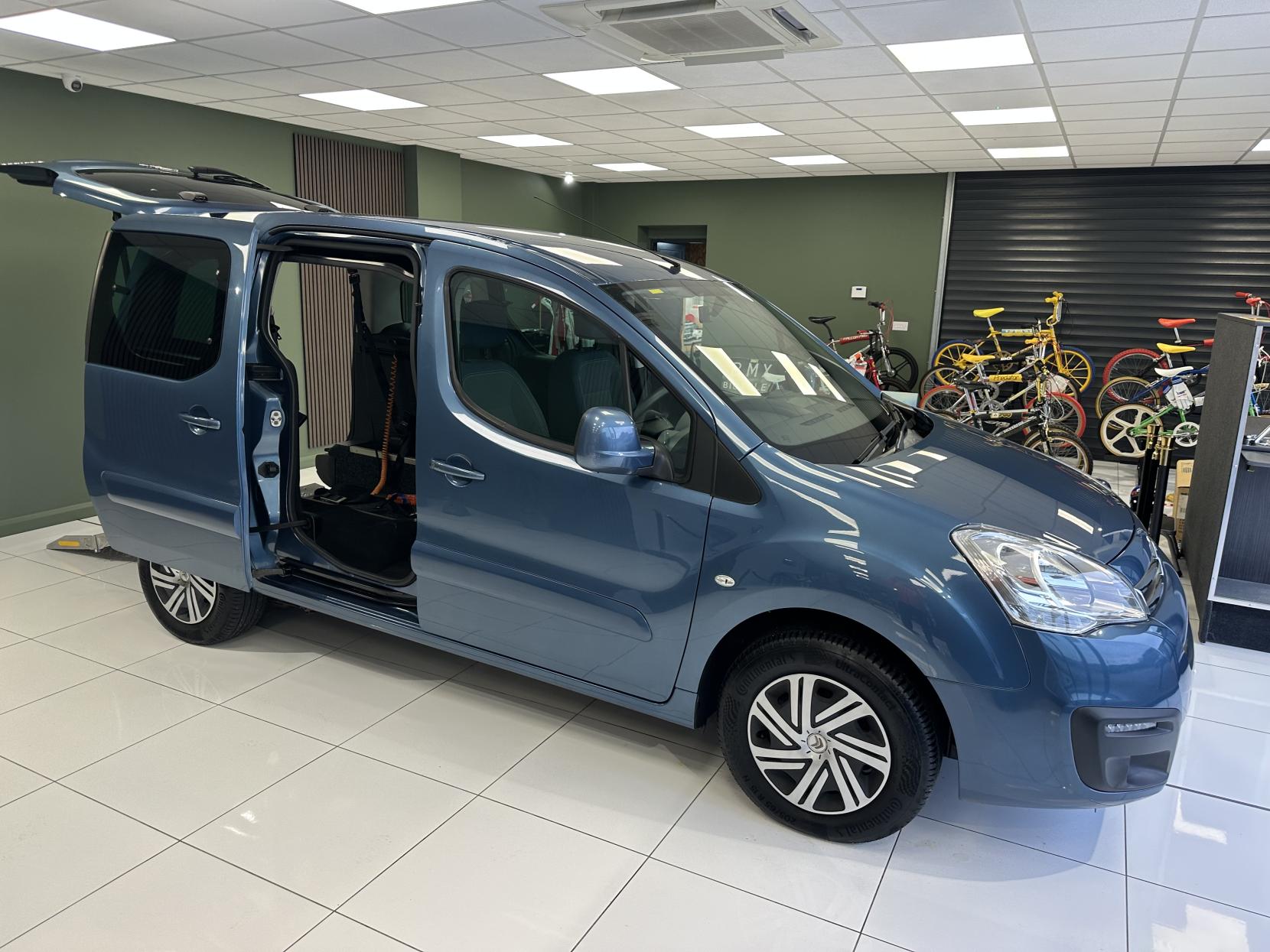Citroen Berlingo Wheelchair adapted with a lower floor and ramp, 1.6 BlueHDi Feel Multispace MPV 5dr Diesel Manual Euro 6 (100 ps)