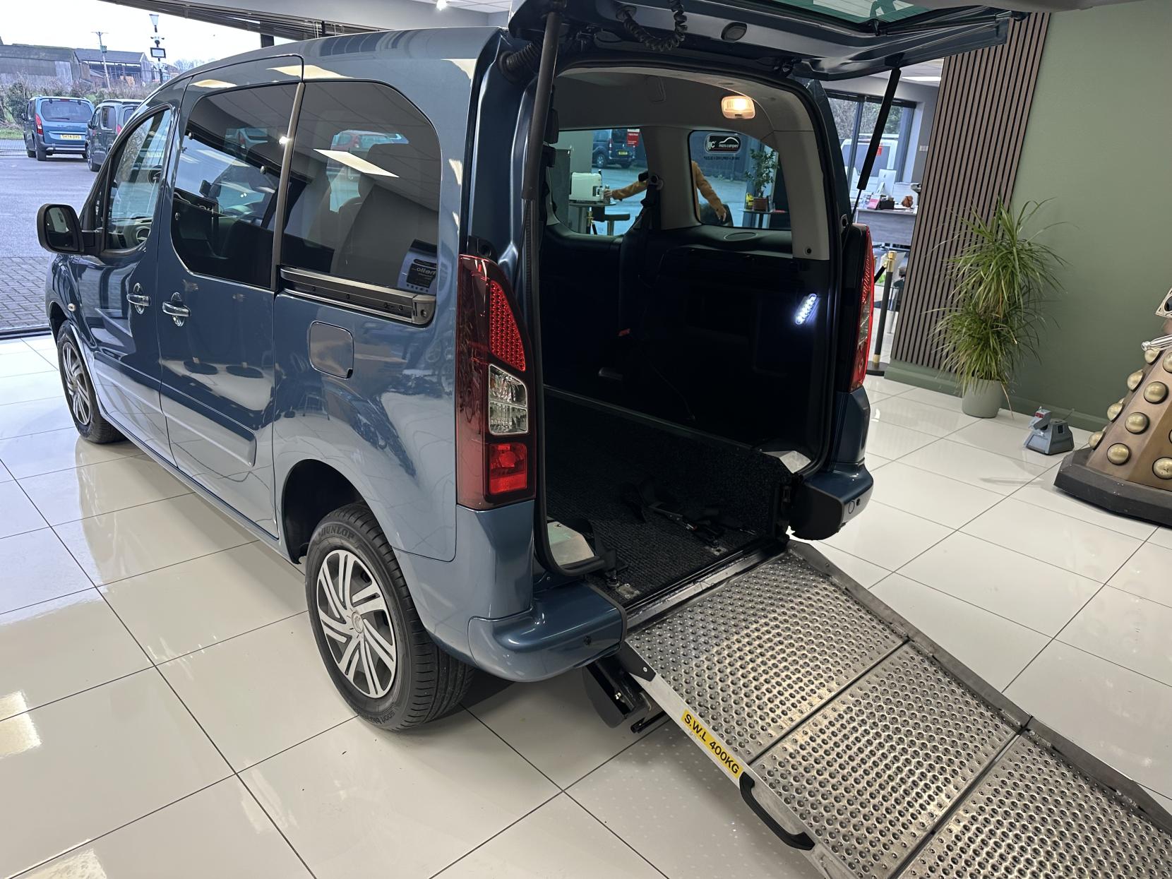 Citroen Berlingo Wheelchair adapted with a lower floor and ramp, 1.6 BlueHDi Feel Multispace MPV 5dr Diesel Manual Euro 6 (100 ps)