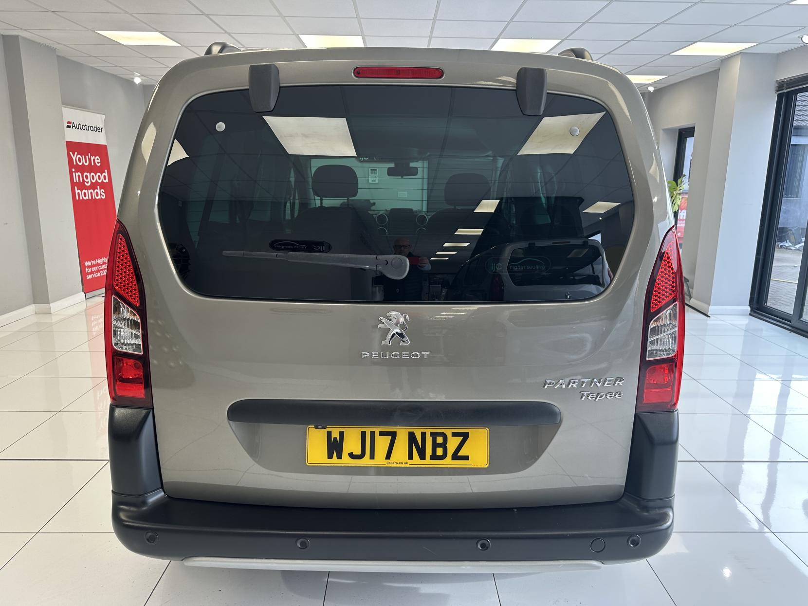 Peugeot Partner Tepee VERY RARE AUTOMATIC 1.6 BlueHDi 