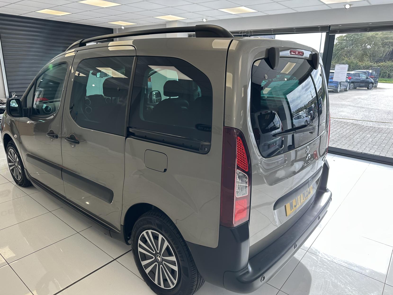Peugeot Partner Tepee VERY RARE AUTOMATIC 1.6 BlueHDi 