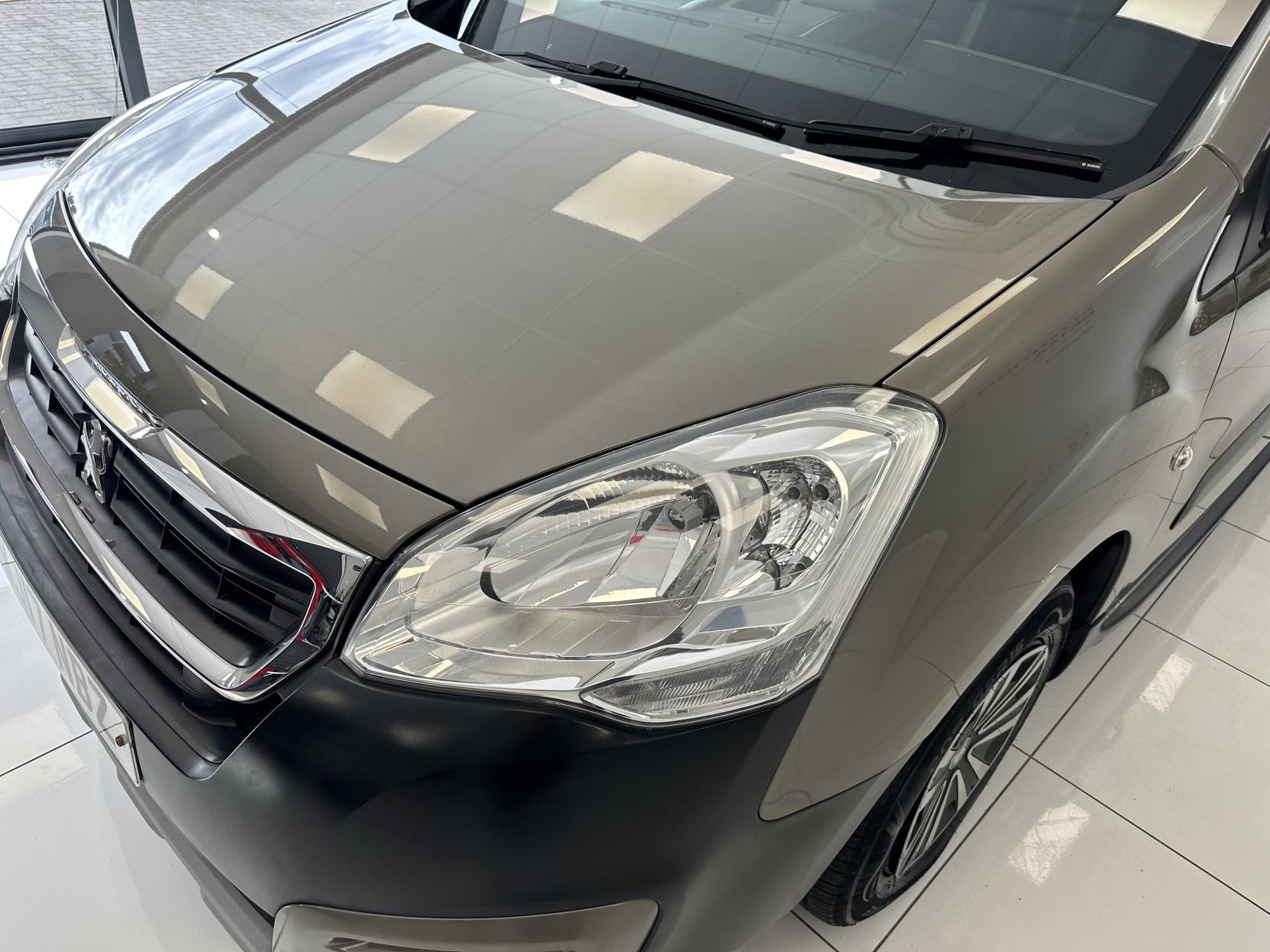 Peugeot Partner Tepee VERY RARE AUTOMATIC 1.6 BlueHDi 