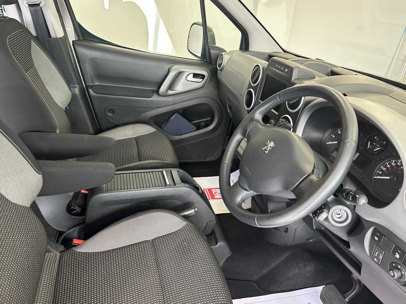 Peugeot Partner Tepee VERY RARE AUTOMATIC 1.6 BlueHDi 